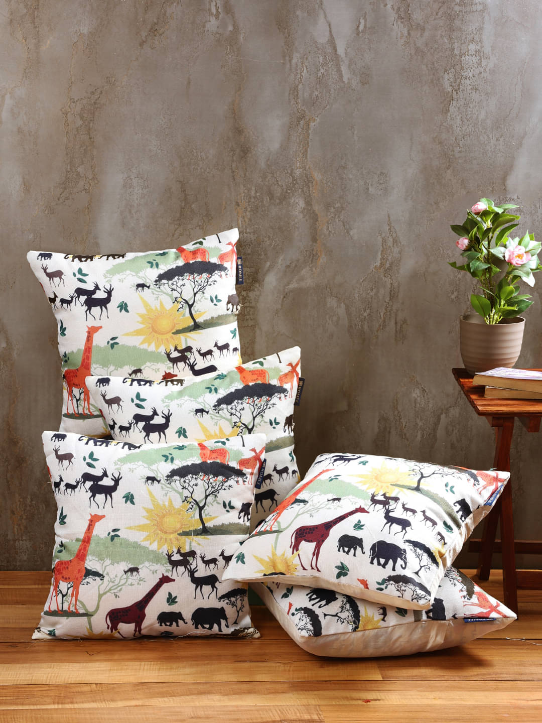     			Romee Set of 5 Jute Animal Square Cushion Cover (40X40)cm - White