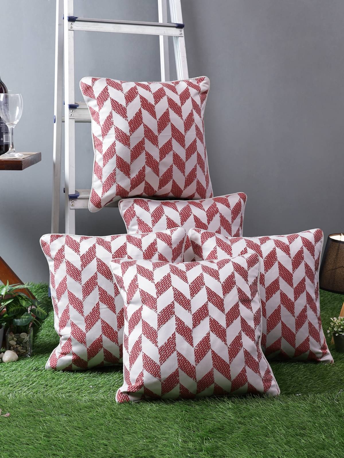     			Romee Set of 5 Polyester Geometric Square Cushion Cover (40X40)cm - Pink
