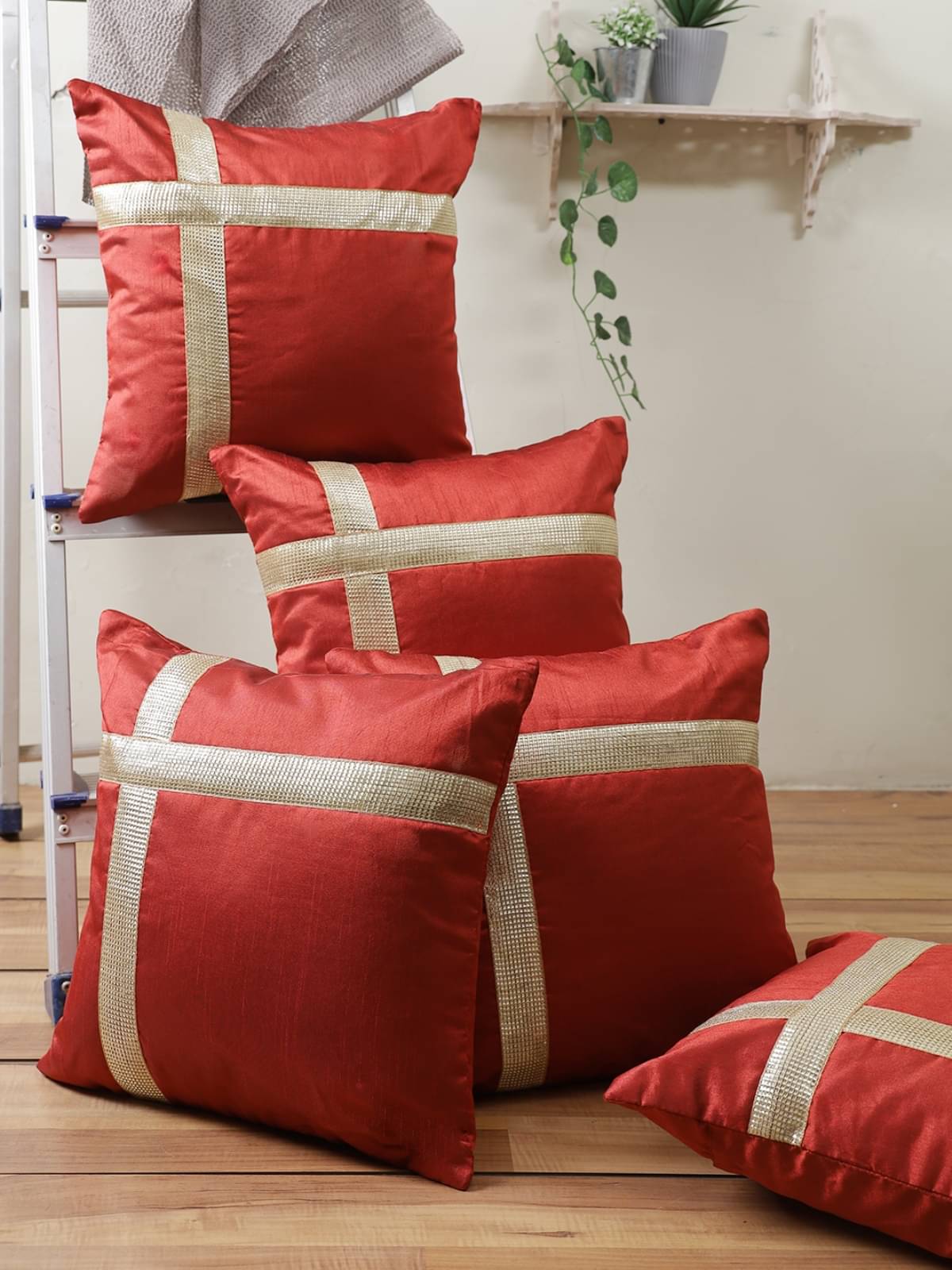     			Romee Set of 5 Polyester Geometric Square Cushion Cover (40X40)cm - Maroon