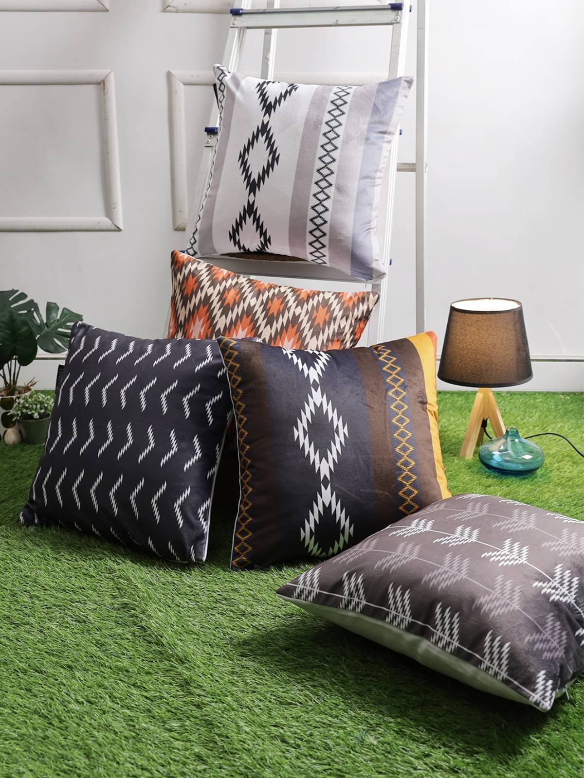     			Romee Set of 5 Velvet Geometric Square Cushion Cover (40X40)cm - Multi