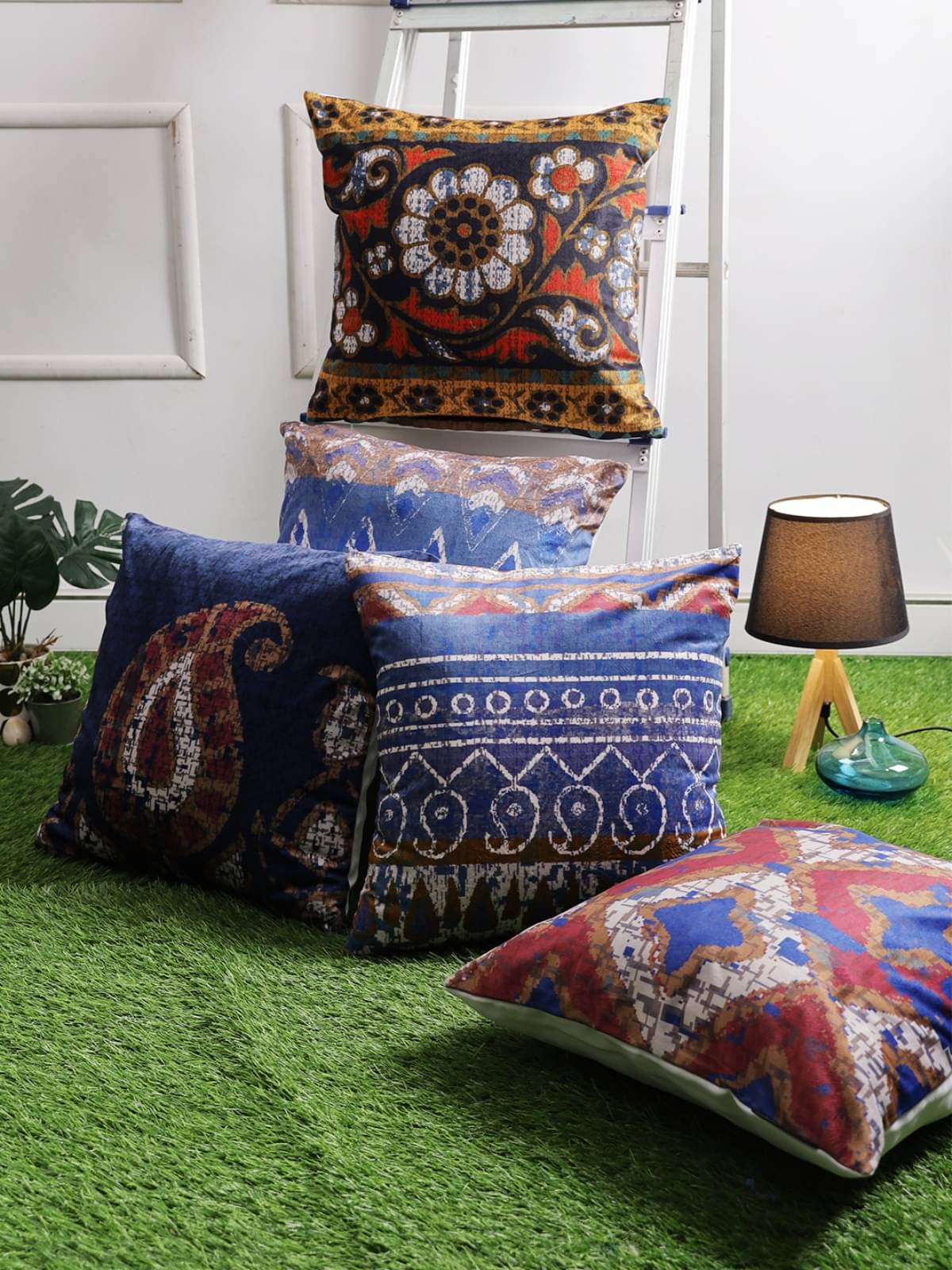     			Romee Set of 5 Velvet Ethnic Square Cushion Cover (40X40)cm - Blue