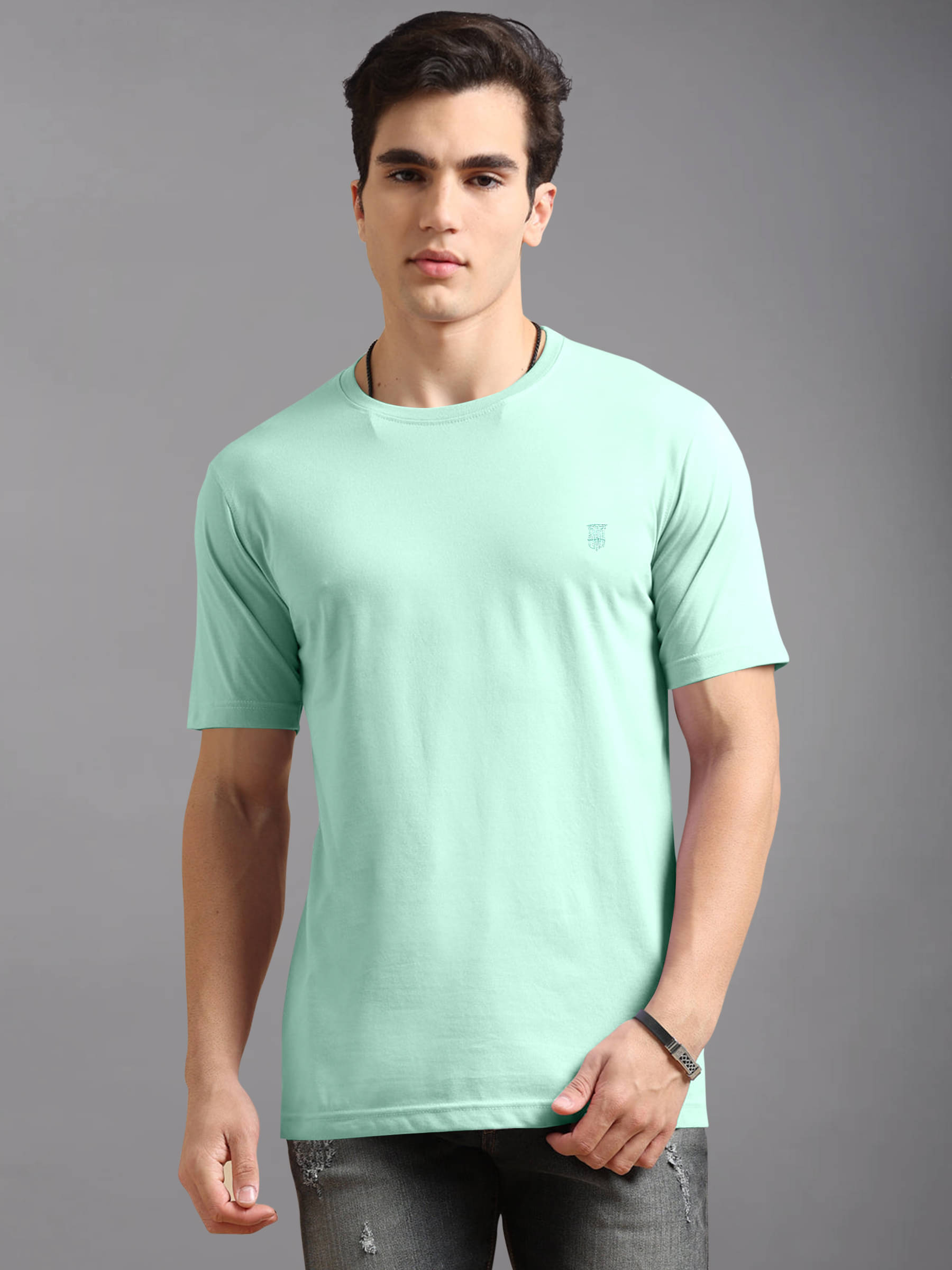     			BLUE ARC Cotton Blend Regular Fit Solid Half Sleeves Men's Round T-Shirt - Green ( Pack of 1 )