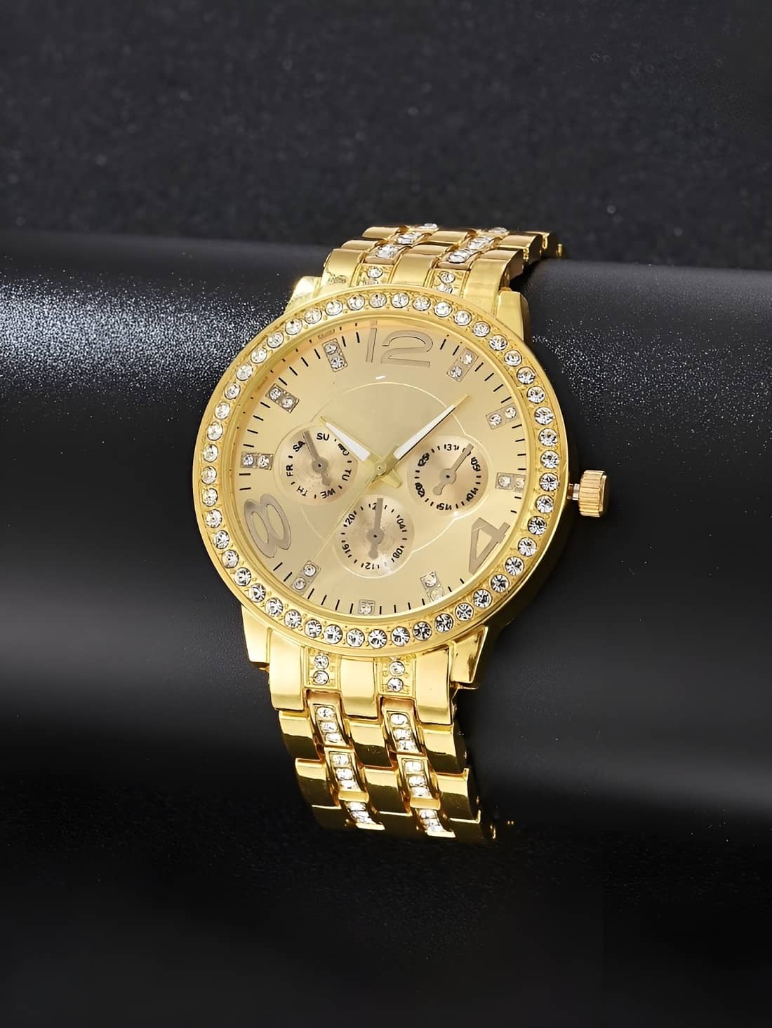 DECLASSE Gold Metal Analog Womens Watch