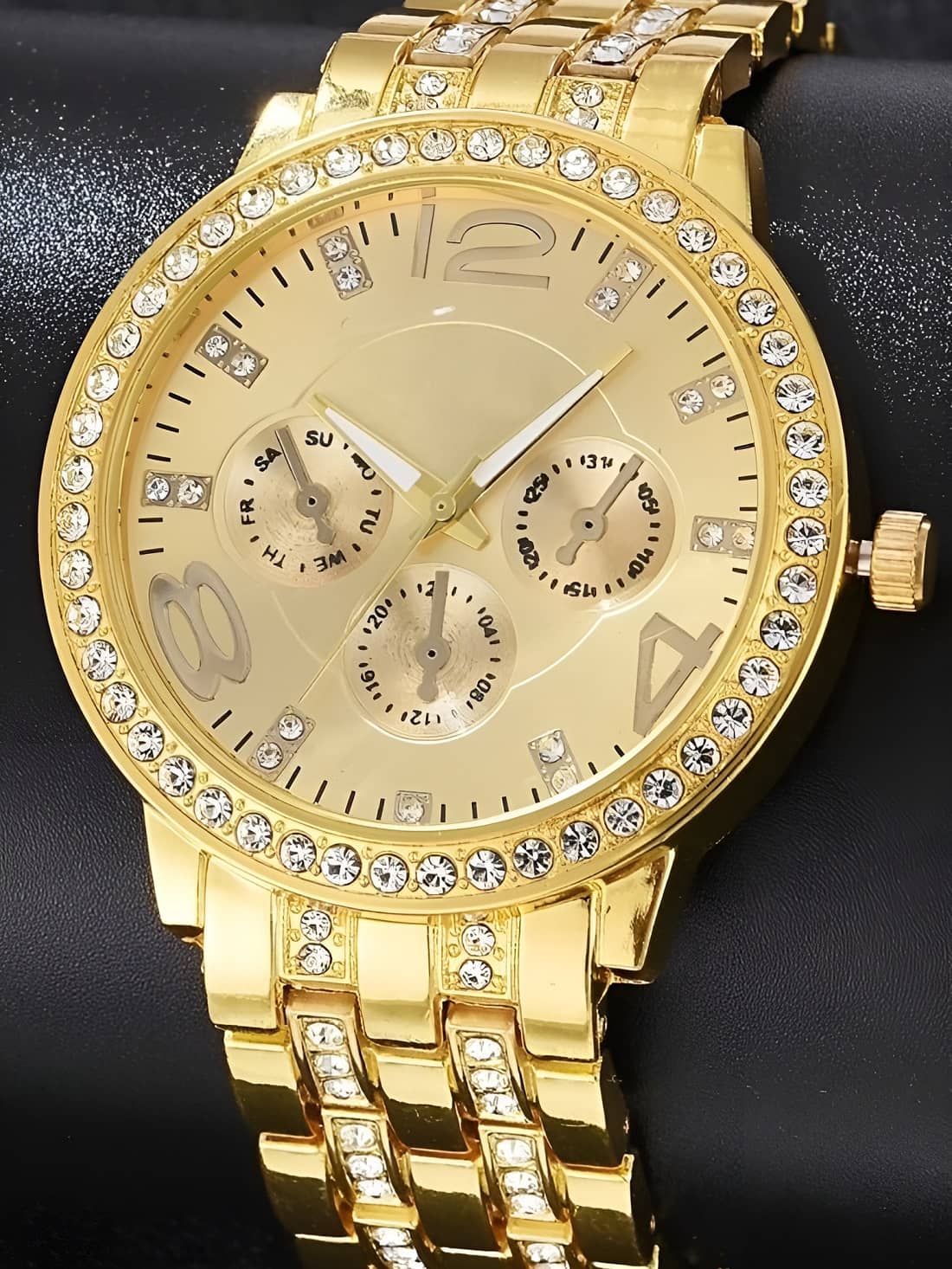 DECLASSE Gold Metal Analog Womens Watch