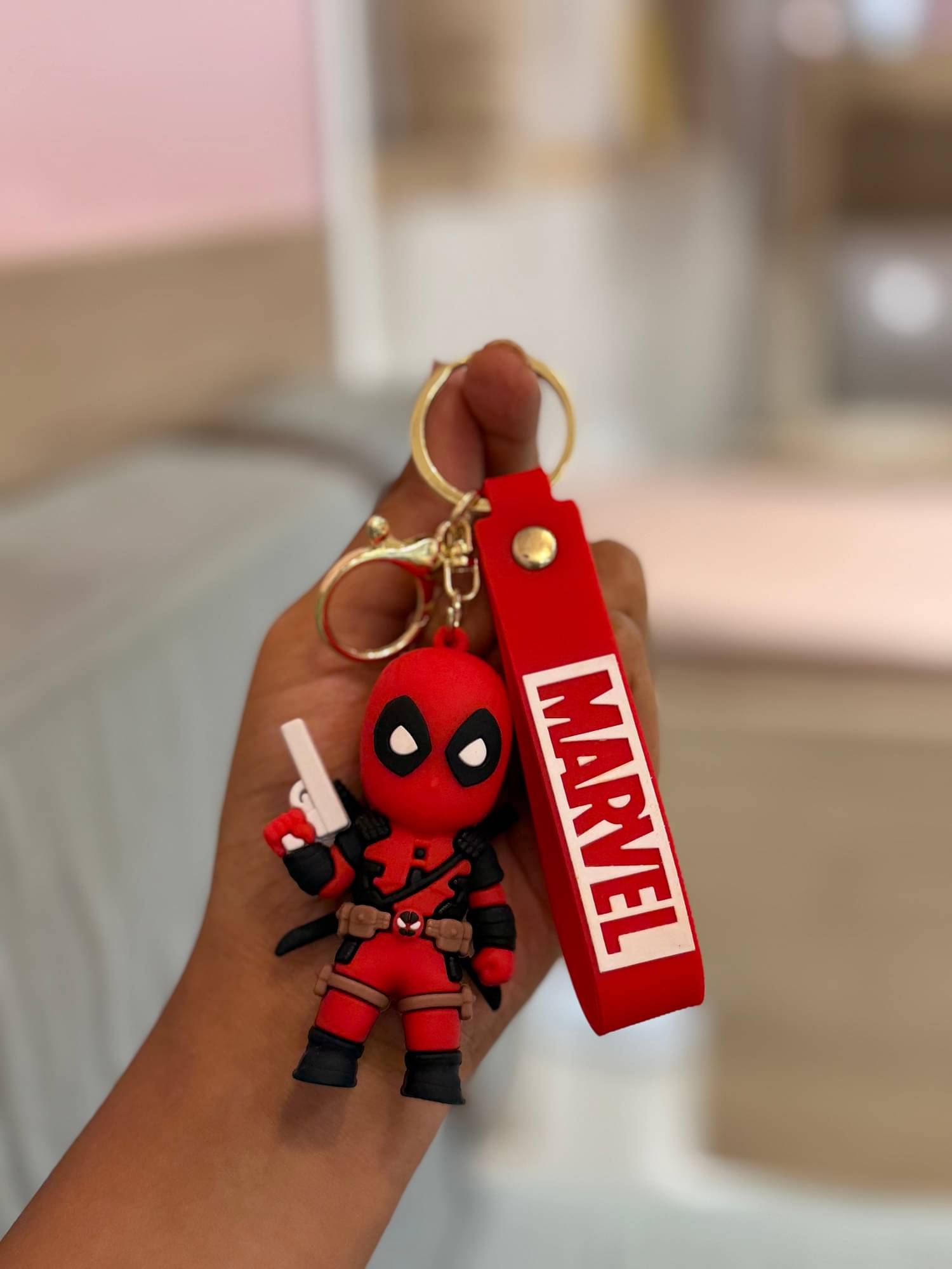     			Marvel Deadpool Keychain Cute Superhero Figure Keyring Pendent Car Bike Kids Gift Keychain