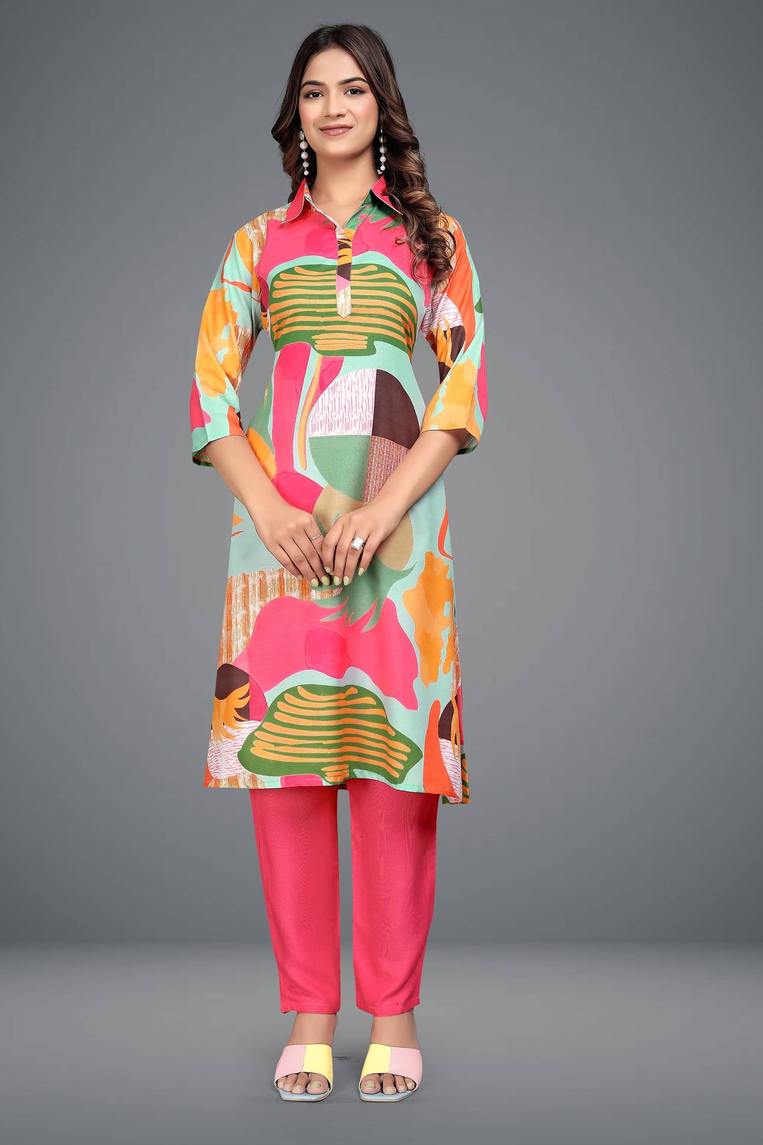     			KV Fashion Women Cotton Blend Printed Straight Kurti With Pants ( Multicolor )