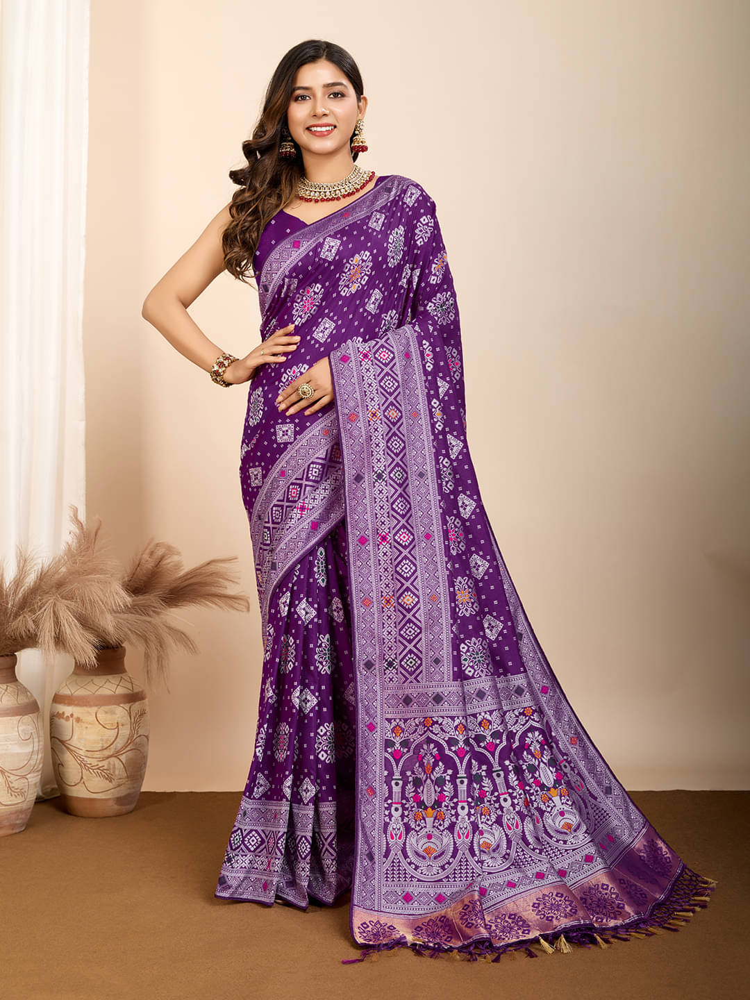     			Nayanthara Trends Silk Woven Saree With Unstitched Blouse Piece ( Purple )