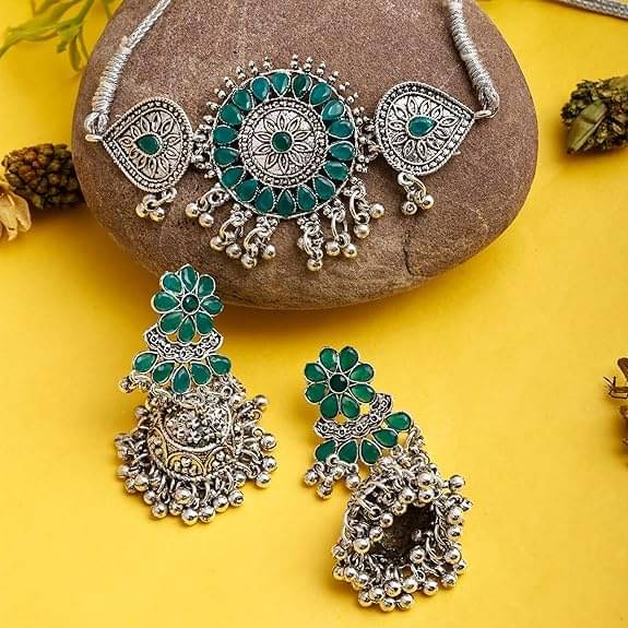     			Opus Gems Green Alloy Necklace Set ( Pack of 1 )