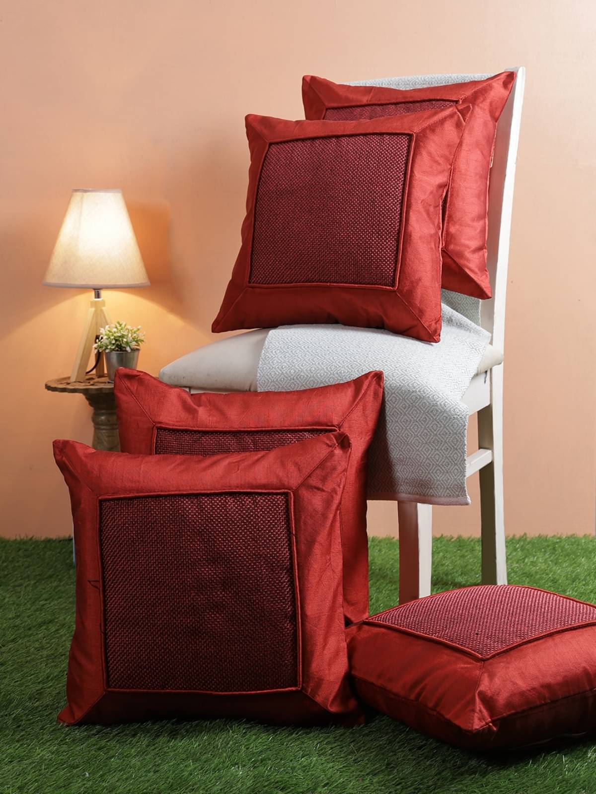     			Romee Set of 5 Polyester Geometric Square Cushion Cover (40X40)cm - Maroon