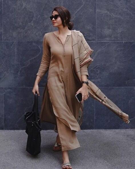     			Suppar Sleave Viscose Striped Kurti With Pants Women's Stitched Salwar Suit - Brown ( Pack of 1 )