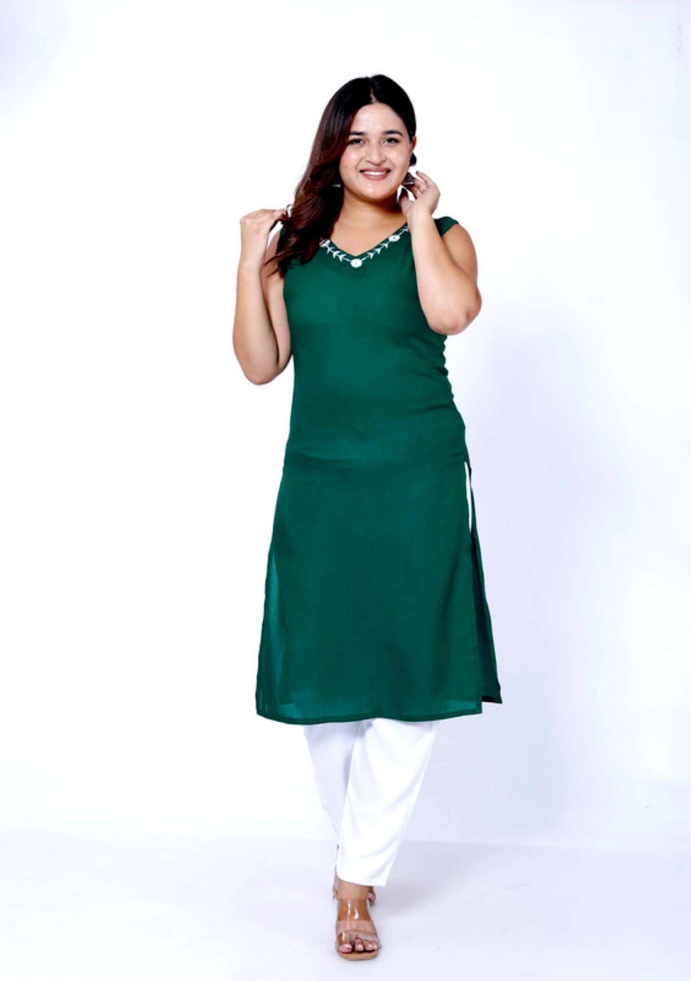     			Kanchan Fabrics Pack of 1 Rayon Embroidered Straight Women's Kurti - ( Green )