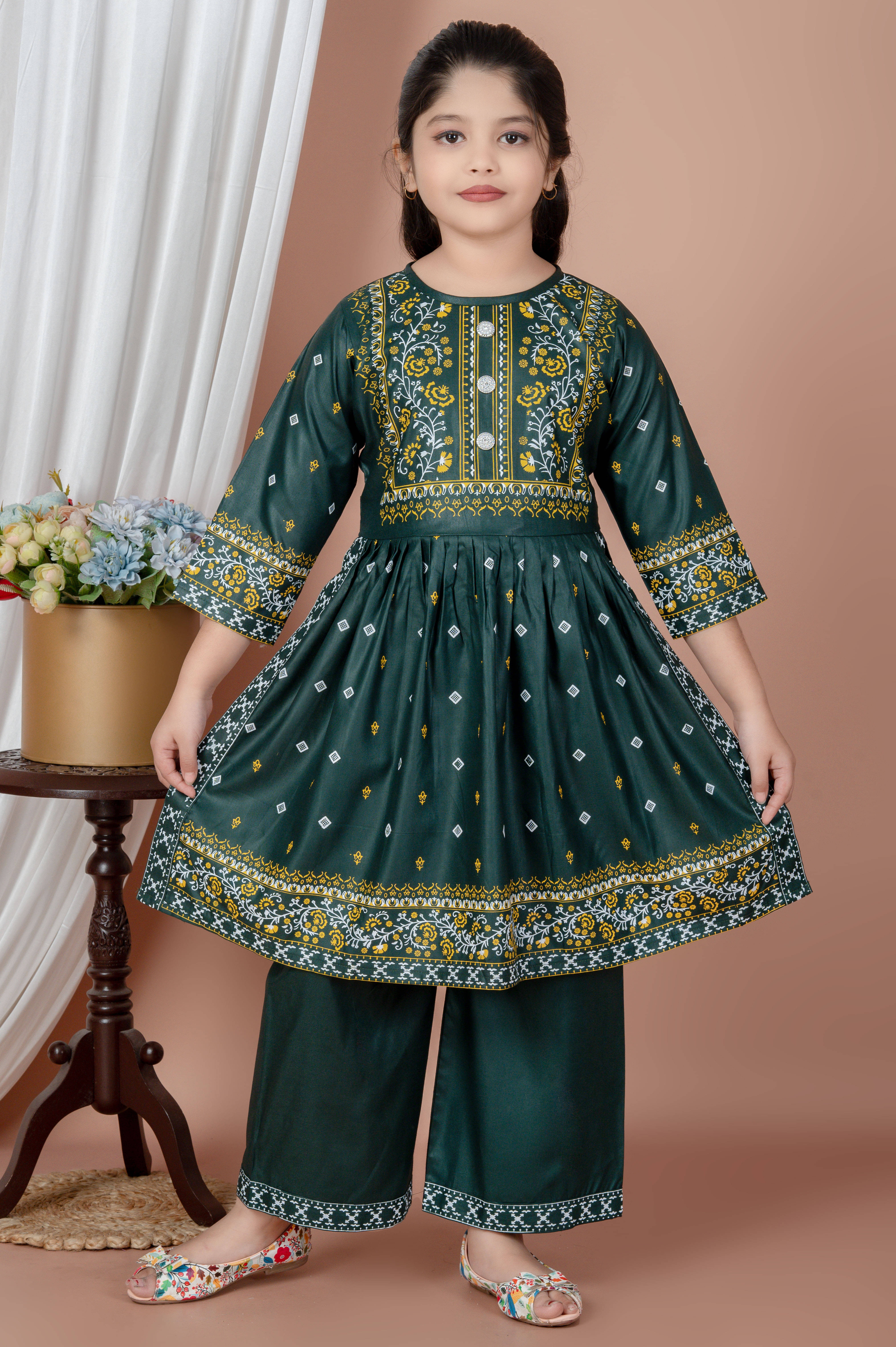     			NTD FASHION Girls Viscose Kurti with Pants ( Pack of 1 , Green )