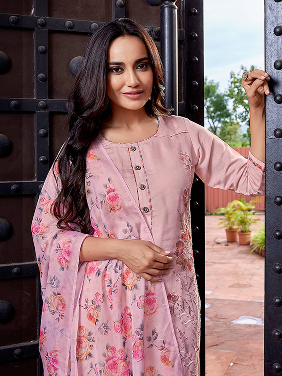 Royal Export Pack of 1 Chanderi Embroidered Straight Women's Kurti with Dupatta - ( Pink ) Royal Export Pack of 1 Chanderi Embroidered Straight Women's Kurti with Dupatta - ( Pink )
