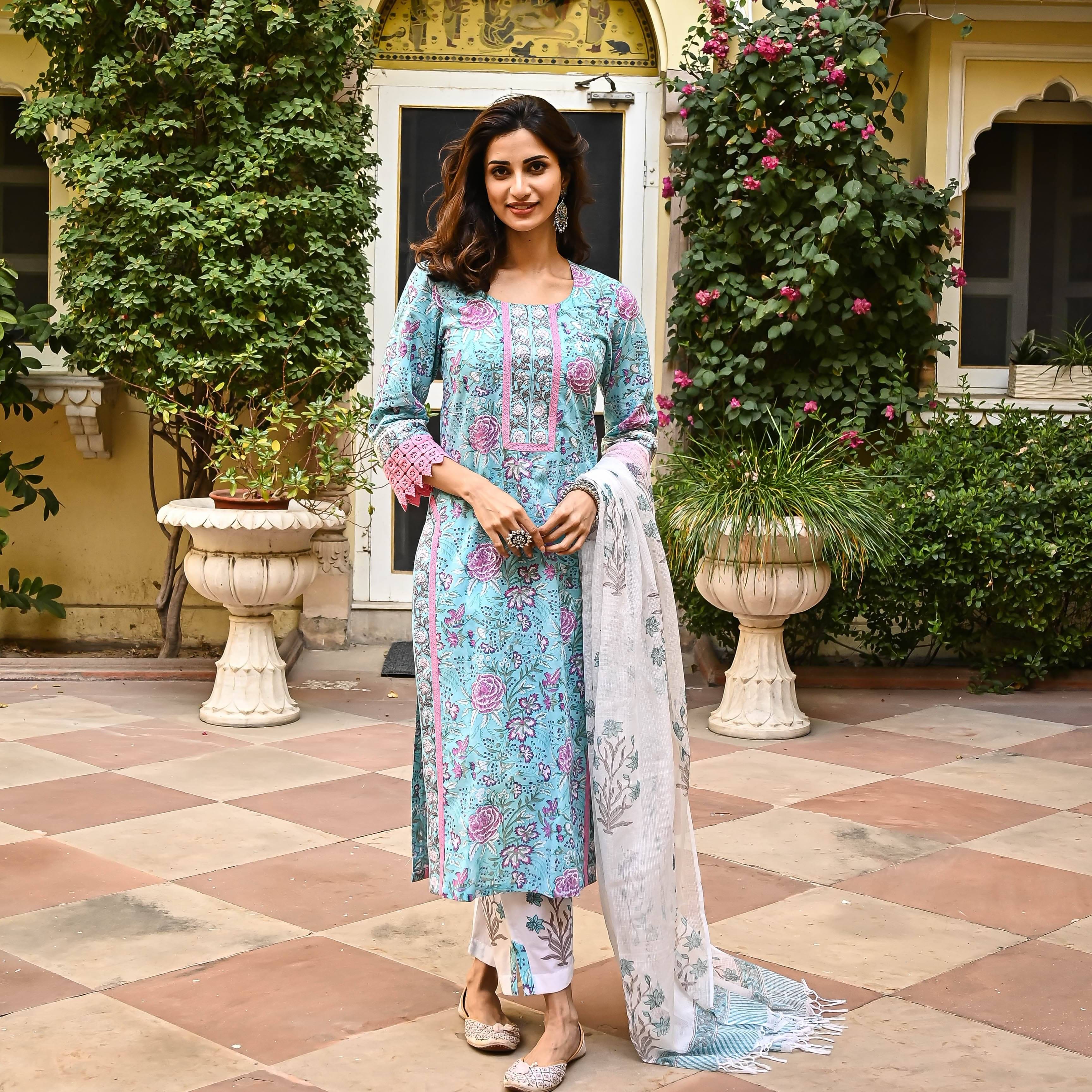 Royal Export Pack of 1 Cotton Blend Printed Straight Women's Kurti with Dupatta - ( Blue ) Royal Export Pack of 1 Cotton Blend Printed Straight Women's Kurti with Dupatta - ( Blue )
