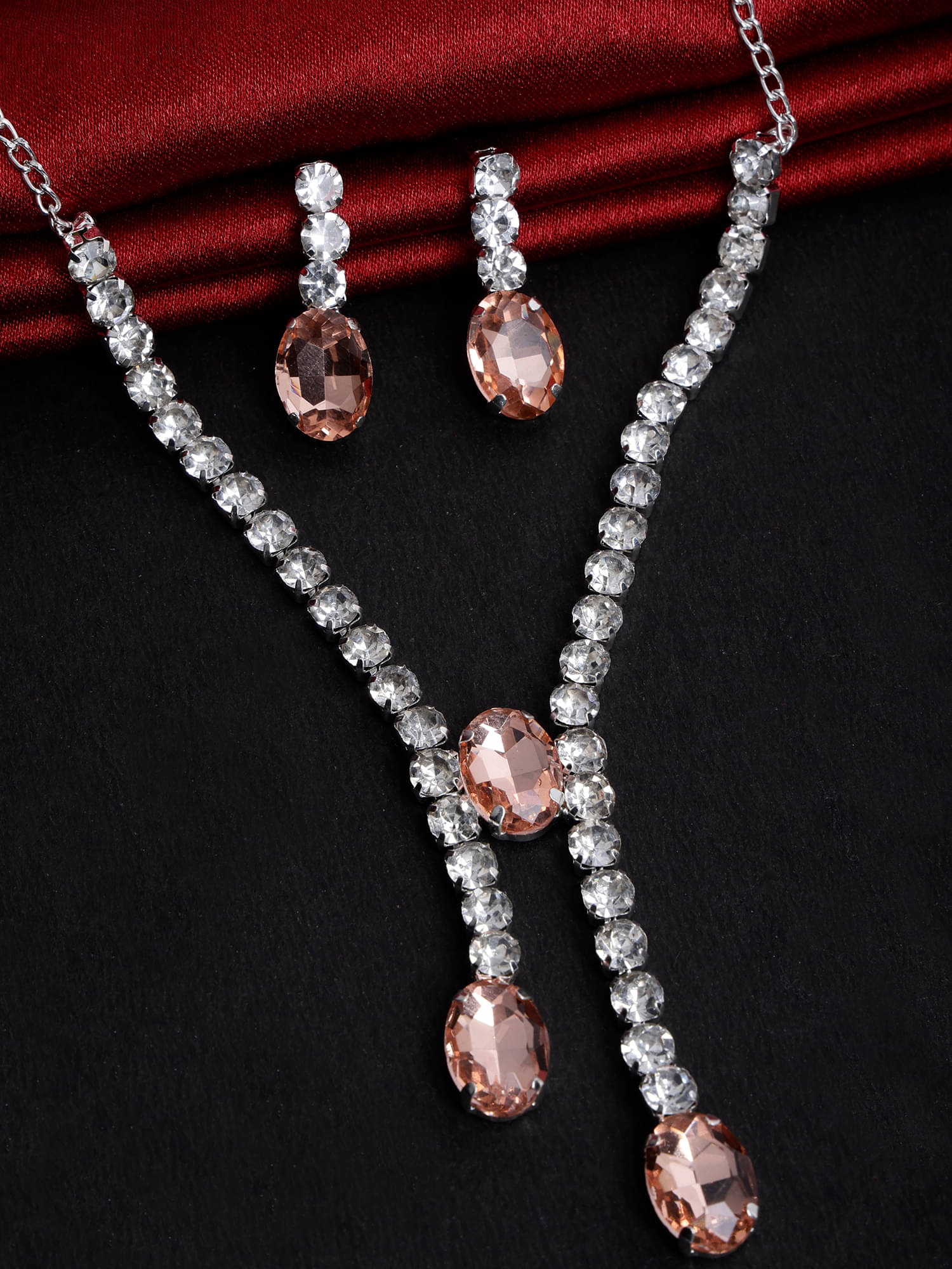     			SUNHARI Peach Alloy Necklace Set ( Pack of 1 )