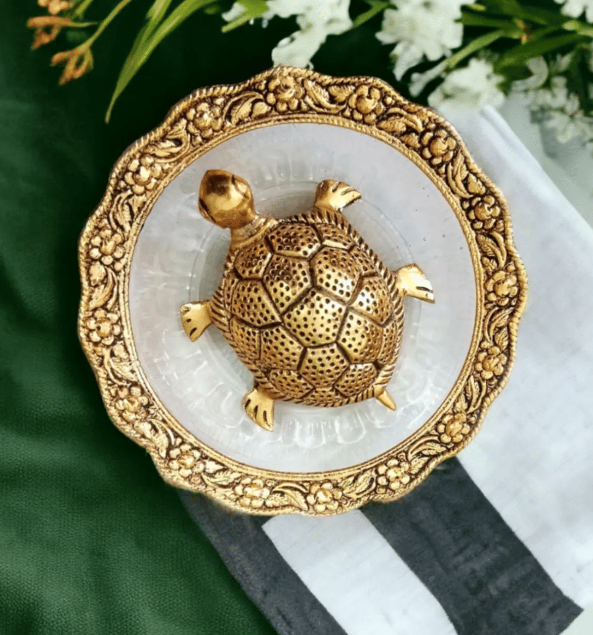     			ServDharm Idol Bracelet Metal Tortoise on Plate 5.5" ( Pack of 1 )