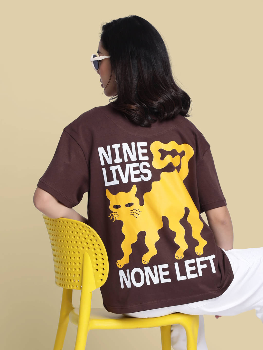 Bene Kleed Women Cotton Printed Oversized Fit Round Neck T-Shirt ( Brown )     			Bene Kleed Women Cotton Printed Oversized Fit Round Neck T-Shirt ( Brown )