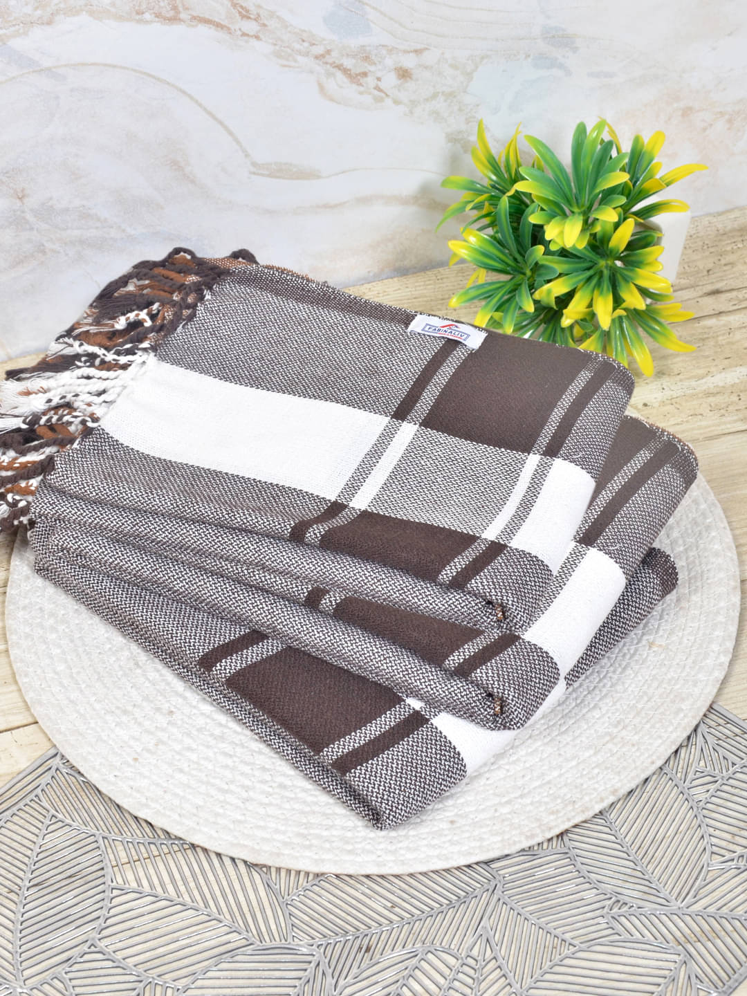    			FABINALIV Pack of 3 Cotton Below 300 -GSM Bath Towel ( Multicolor )