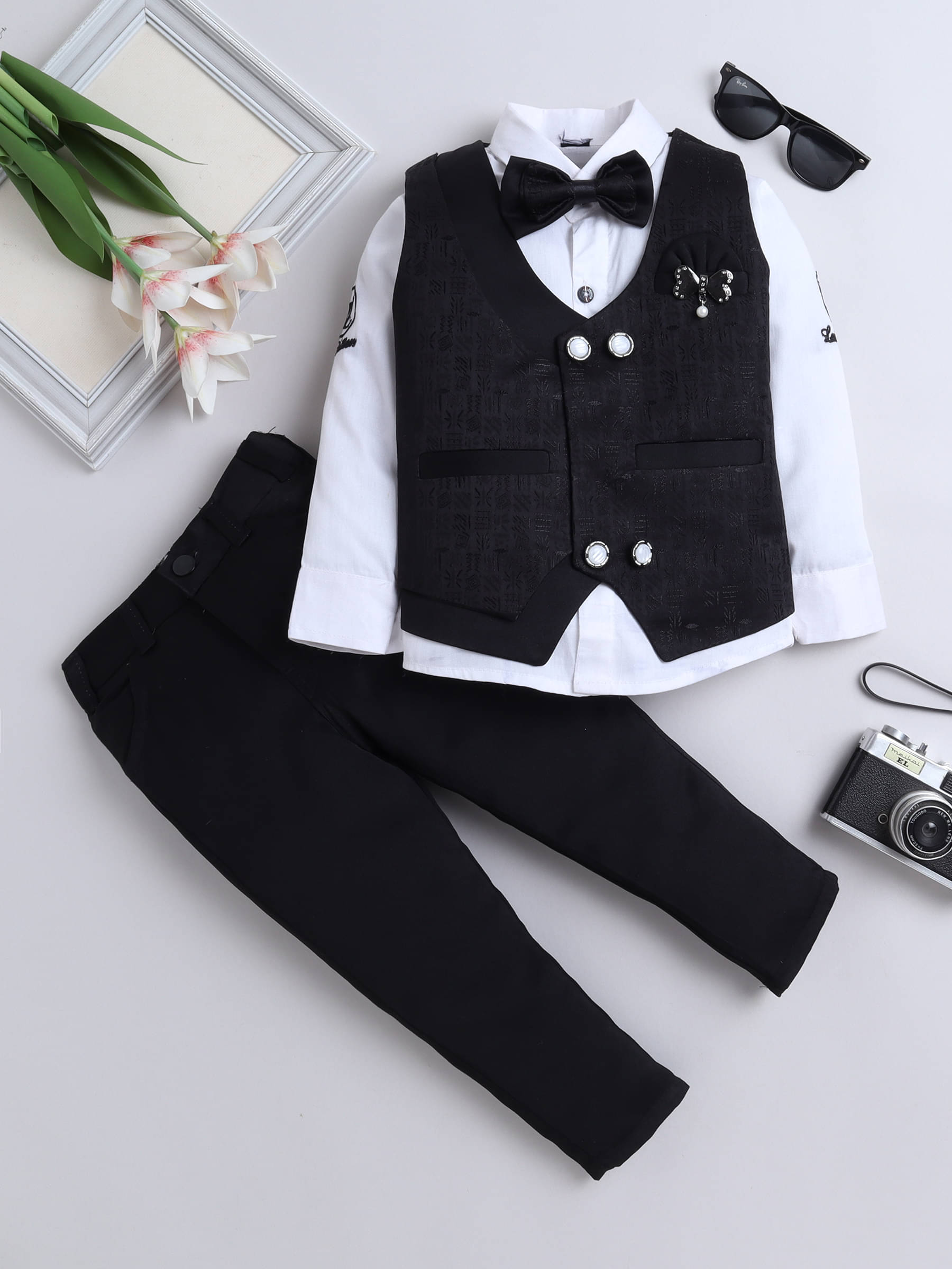     			Fourfolds Pack of 1 Boys Cotton Blend Shirt & Pants Set ( Black )