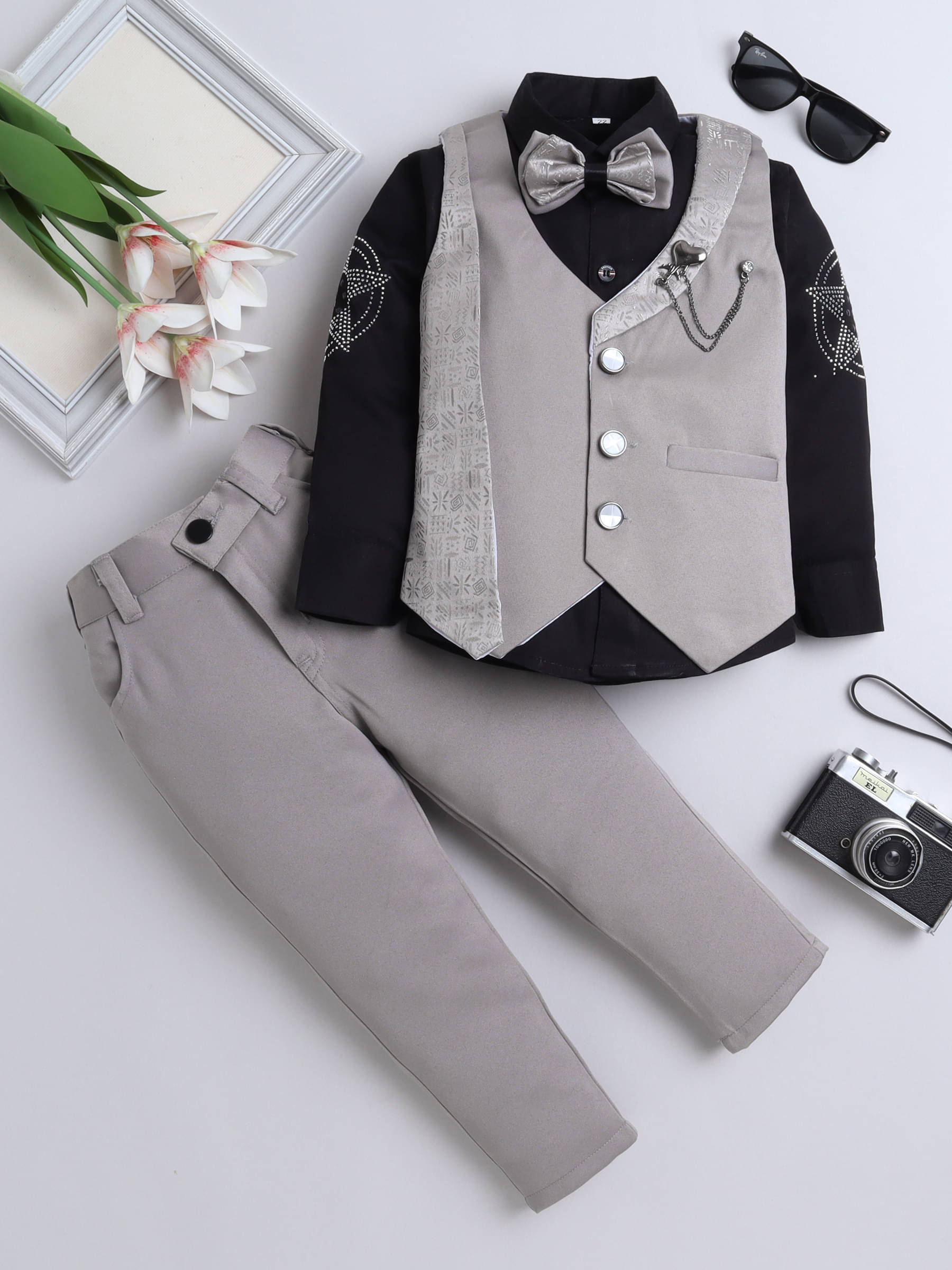     			Fourfolds Pack of 1 Boys Cotton Blend Shirt & Pants Set ( Grey )