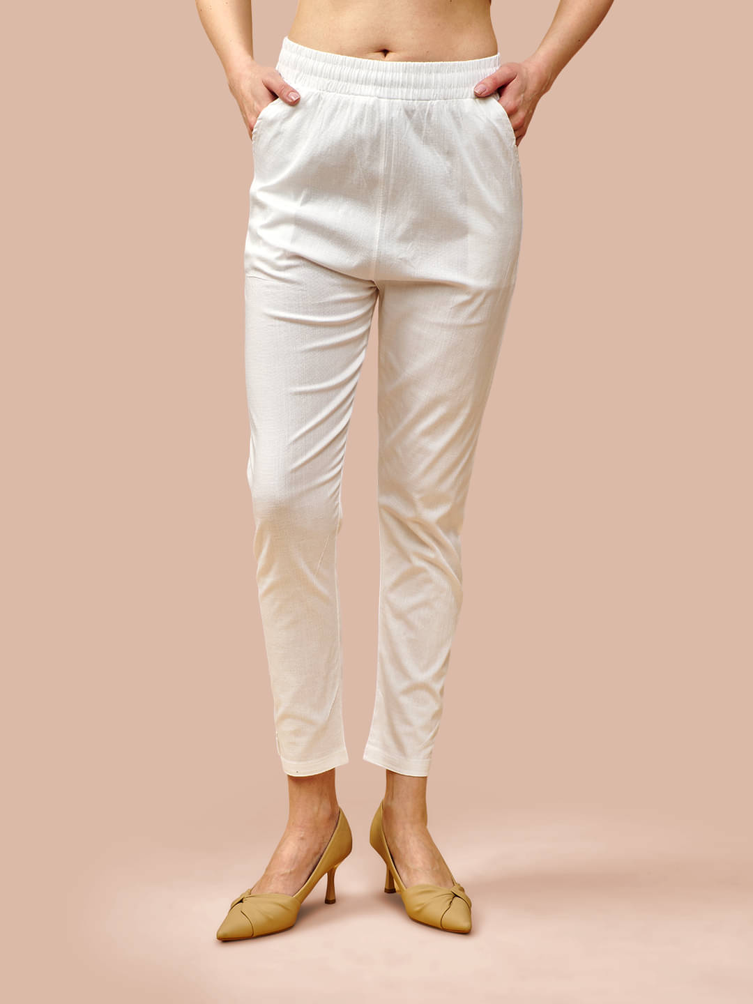     			LYRA Pack of 1 Cotton Regular Women's Casual Pants ( White )