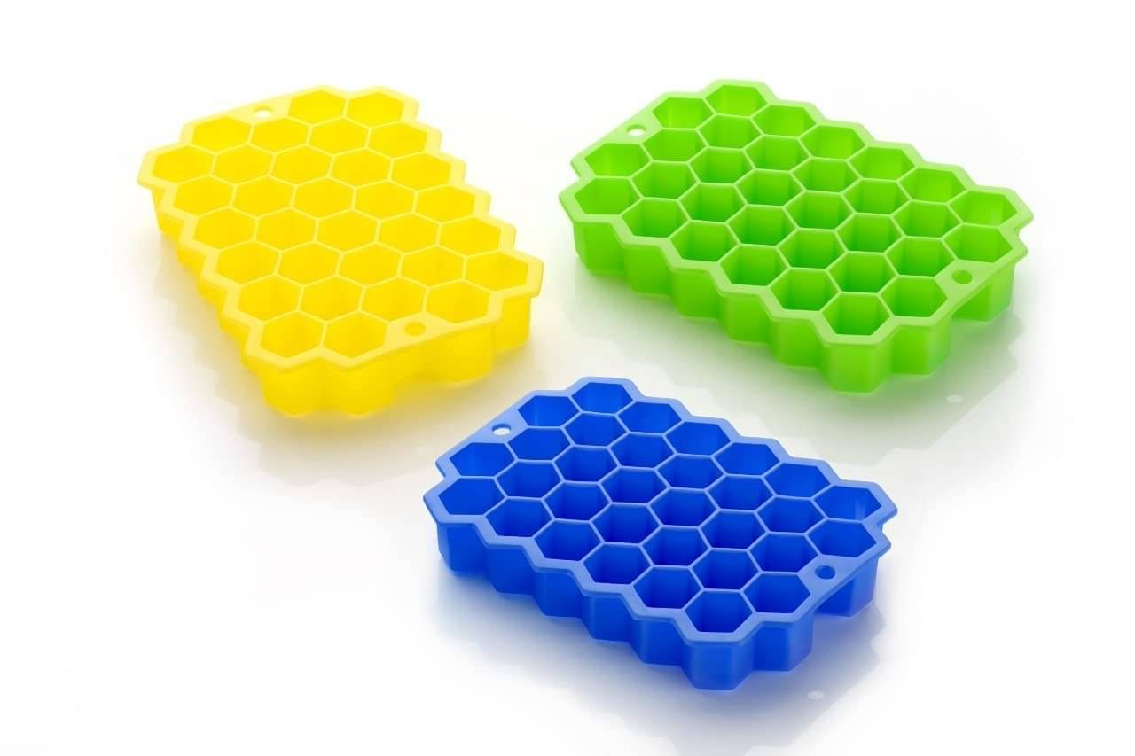     			Magnique 3 Pcs 37 Cavity Silicone Honeycomb Ice Tray Multicolor