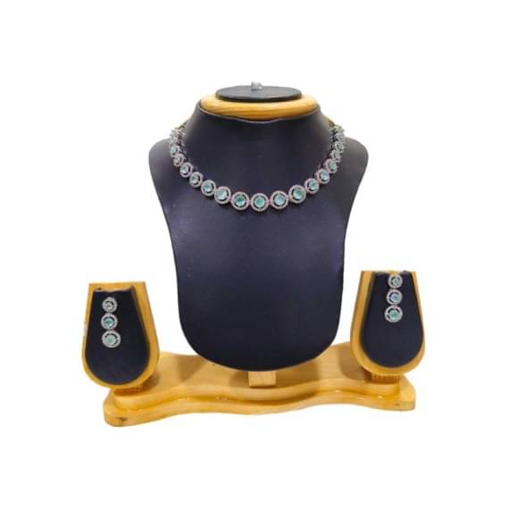     			RinGold Beige Brass Necklace Set ( Pack of 1 )