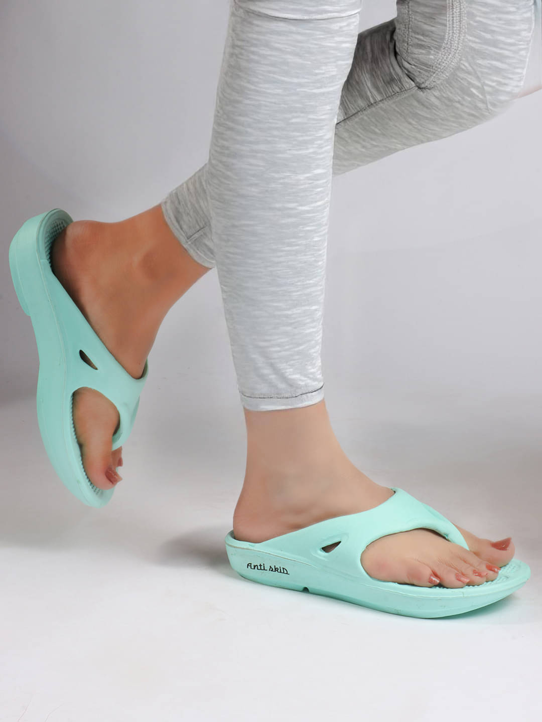 Sneakersvilla Sea Green Women's Flip Flop Sneakersvilla Sea Green Women's Flip Flop