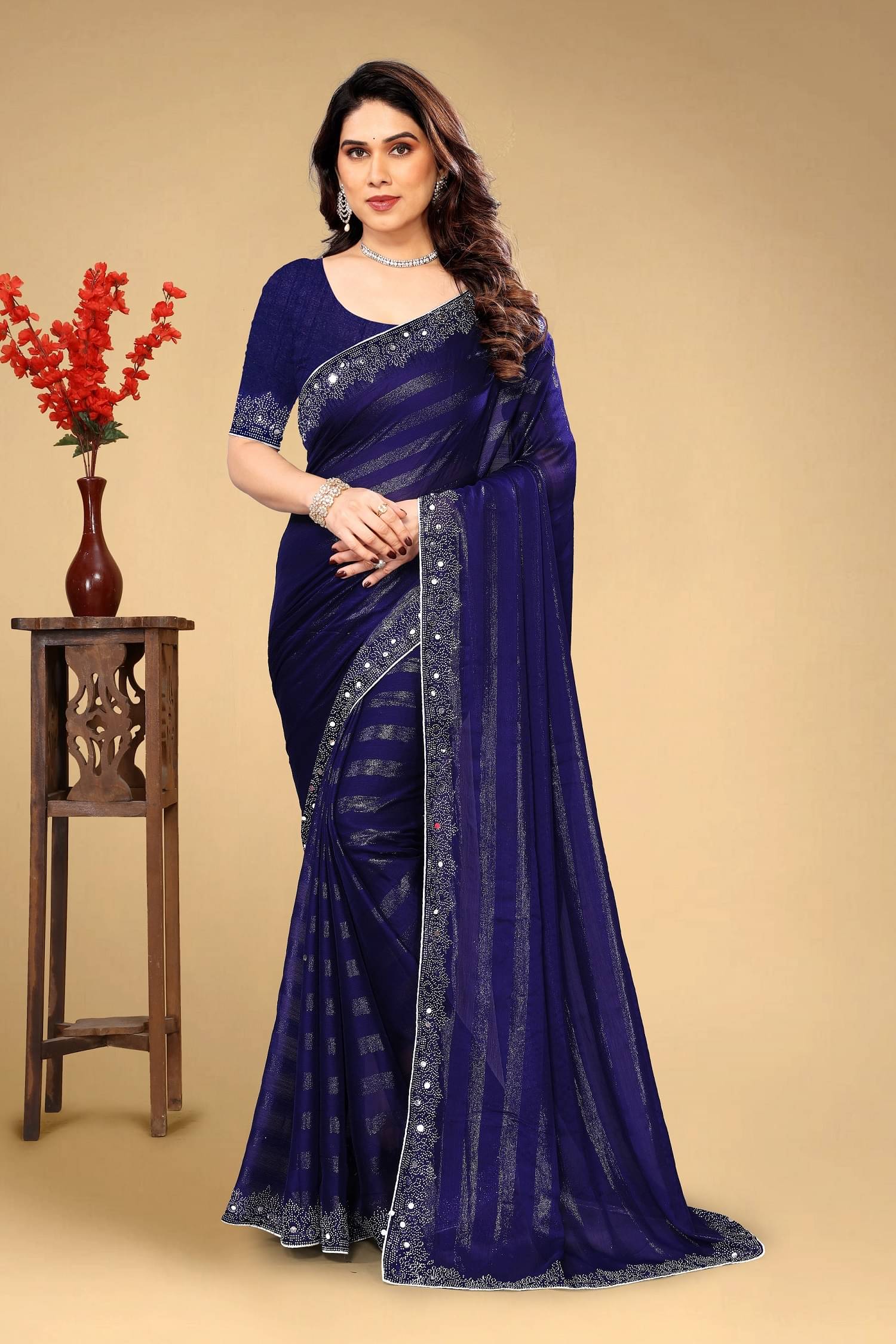    			VEERAIVA Chiffon Striped Saree With Unstitched Blouse Piece ( Blue )