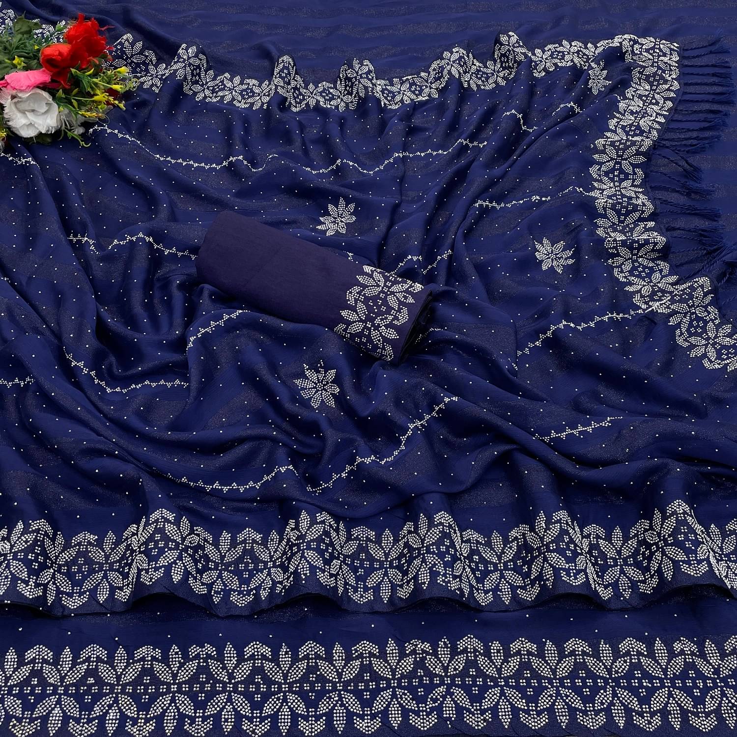     			VEERAIVA Georgette Embellished Saree With Unstitched Blouse Piece ( Blue )