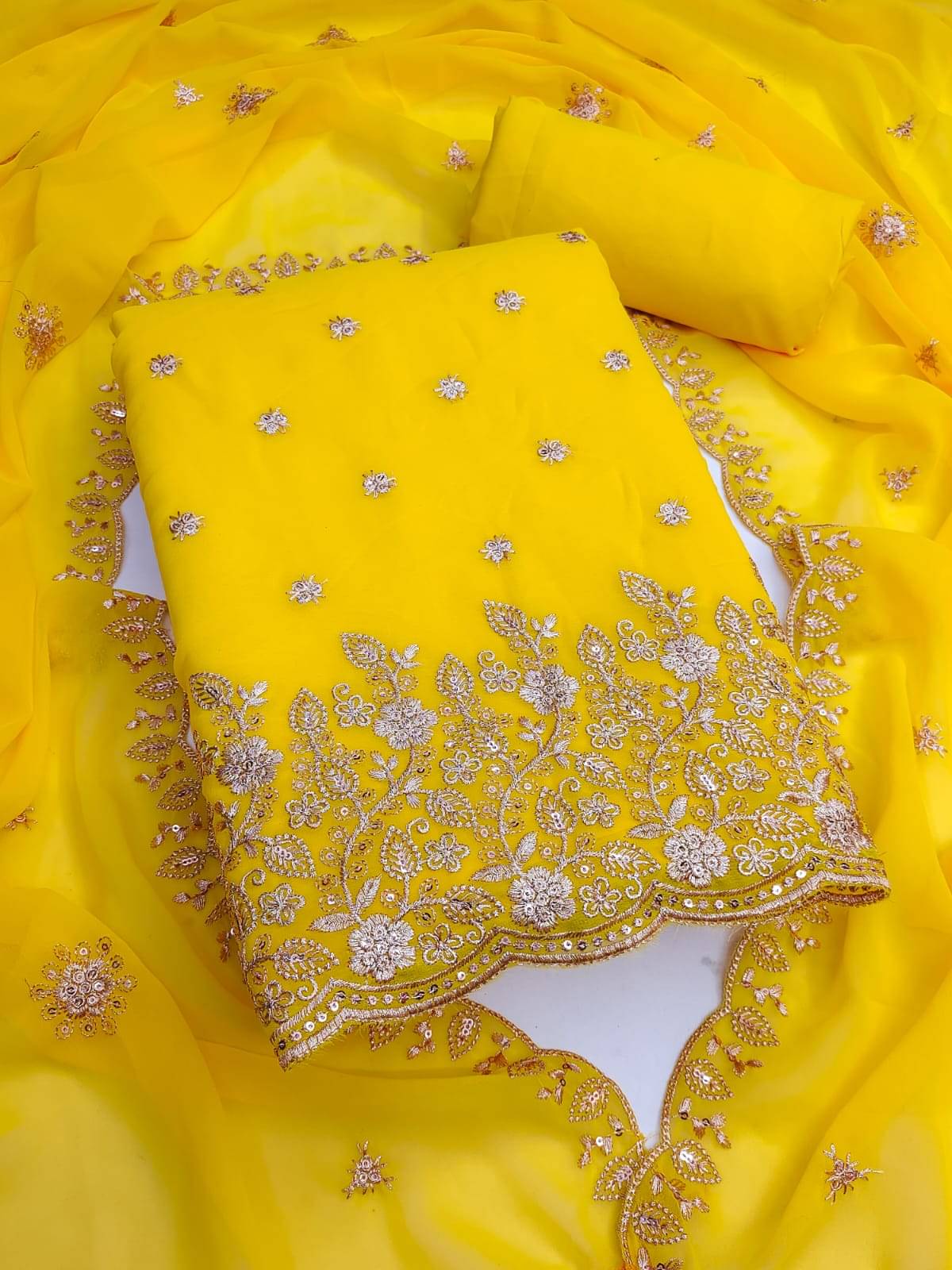     			HL SILKMILLS Unstitched Georgette Embellished Dress Material - Yellow ( Pack of 1 )