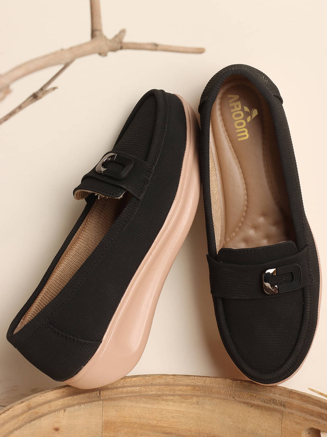     			Aroom Black Women's Loafers