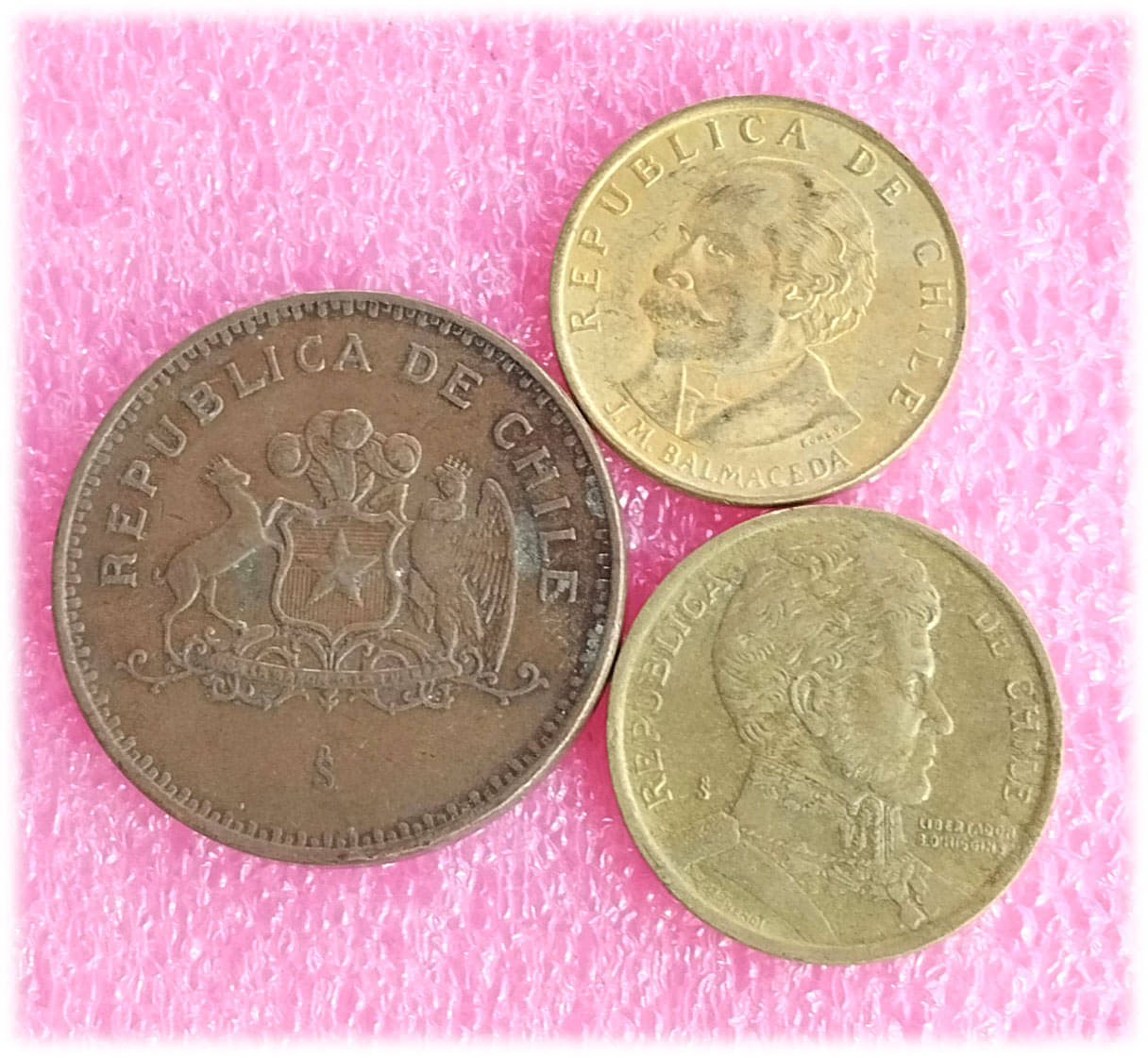     			CHILE - 3 DIFFERENT COINS SET