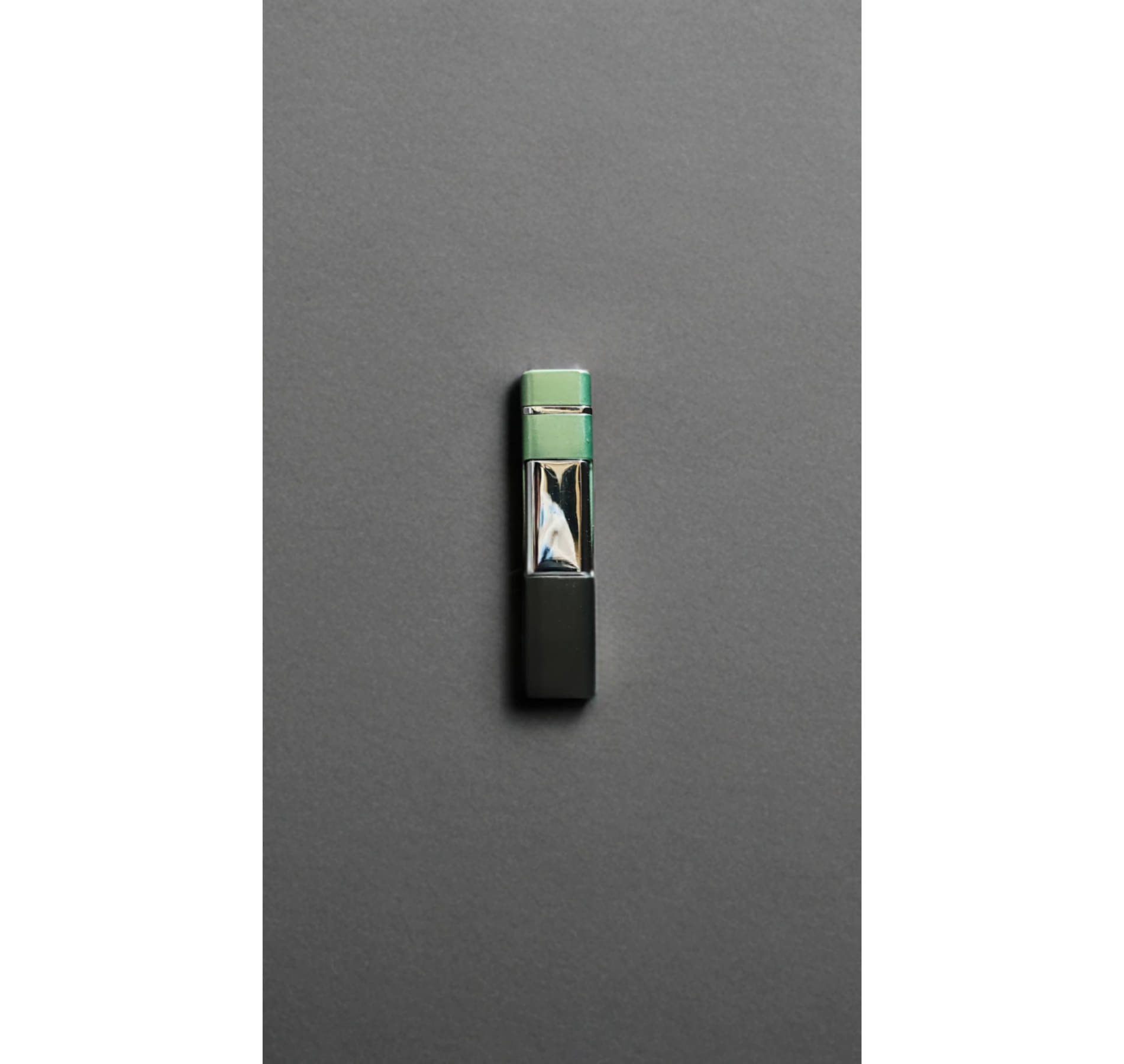     			JGG JAIN GIFT GALLERY Multicolor Cigaratte Lighter ( Pack of 1 )