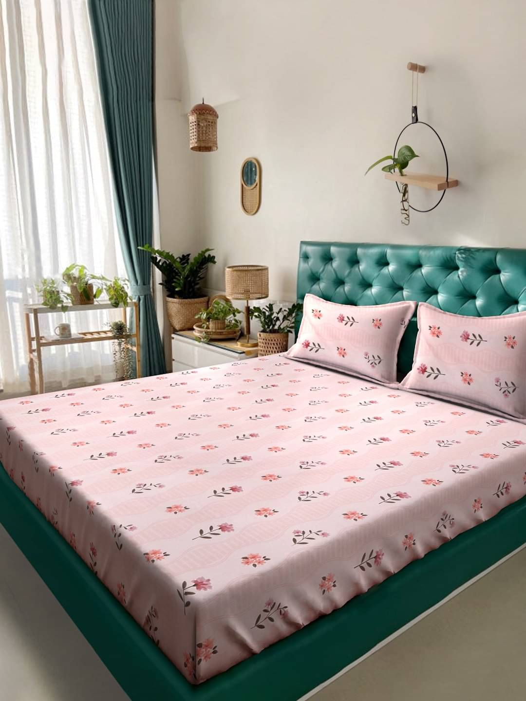 Klotthe Poly Cotton 1 Double Bedsheet with 2 Pillow Covers ( Pink )     			Klotthe Poly Cotton 1 Double Bedsheet with 2 Pillow Covers ( Pink )