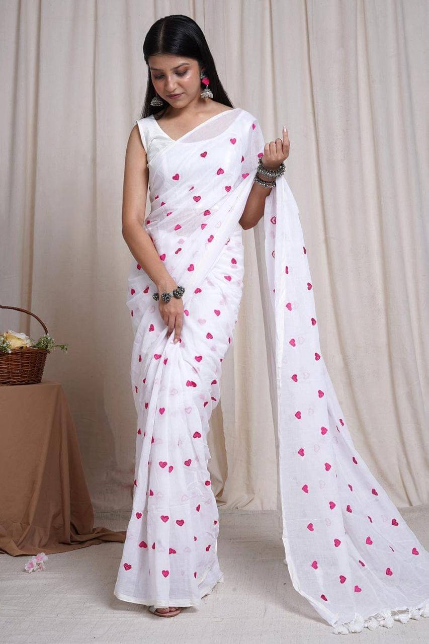 SARADA HANDLOOM Cotton Embroidered Saree With Unstitched Blouse Piece ( White ) SARADA HANDLOOM Cotton Embroidered Saree With Unstitched Blouse Piece ( White )