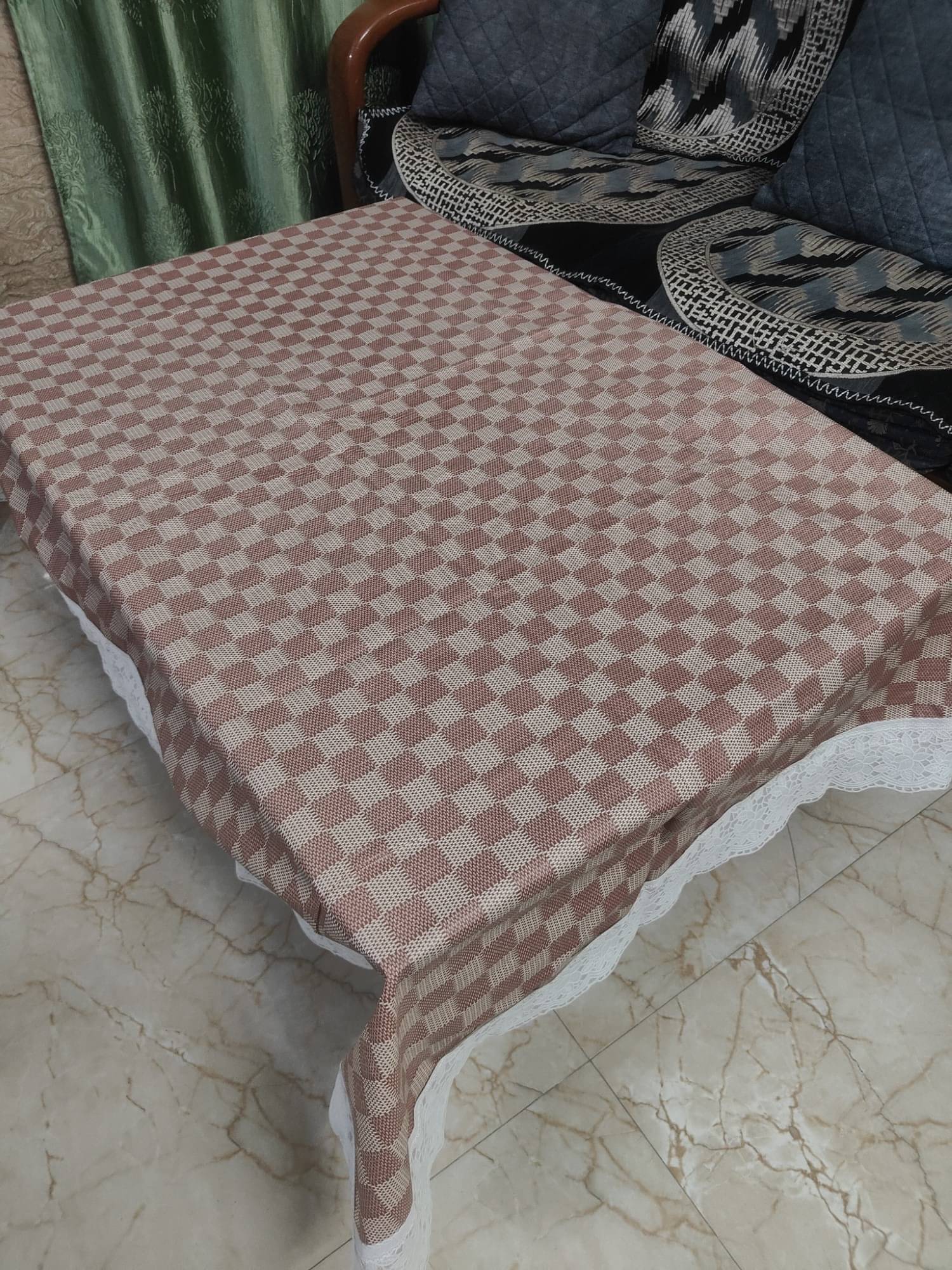     			mopak decor Checks Polyester 4 Seater Square Table Cover ( 152 x 102 ) cm Pack of 1 Brown