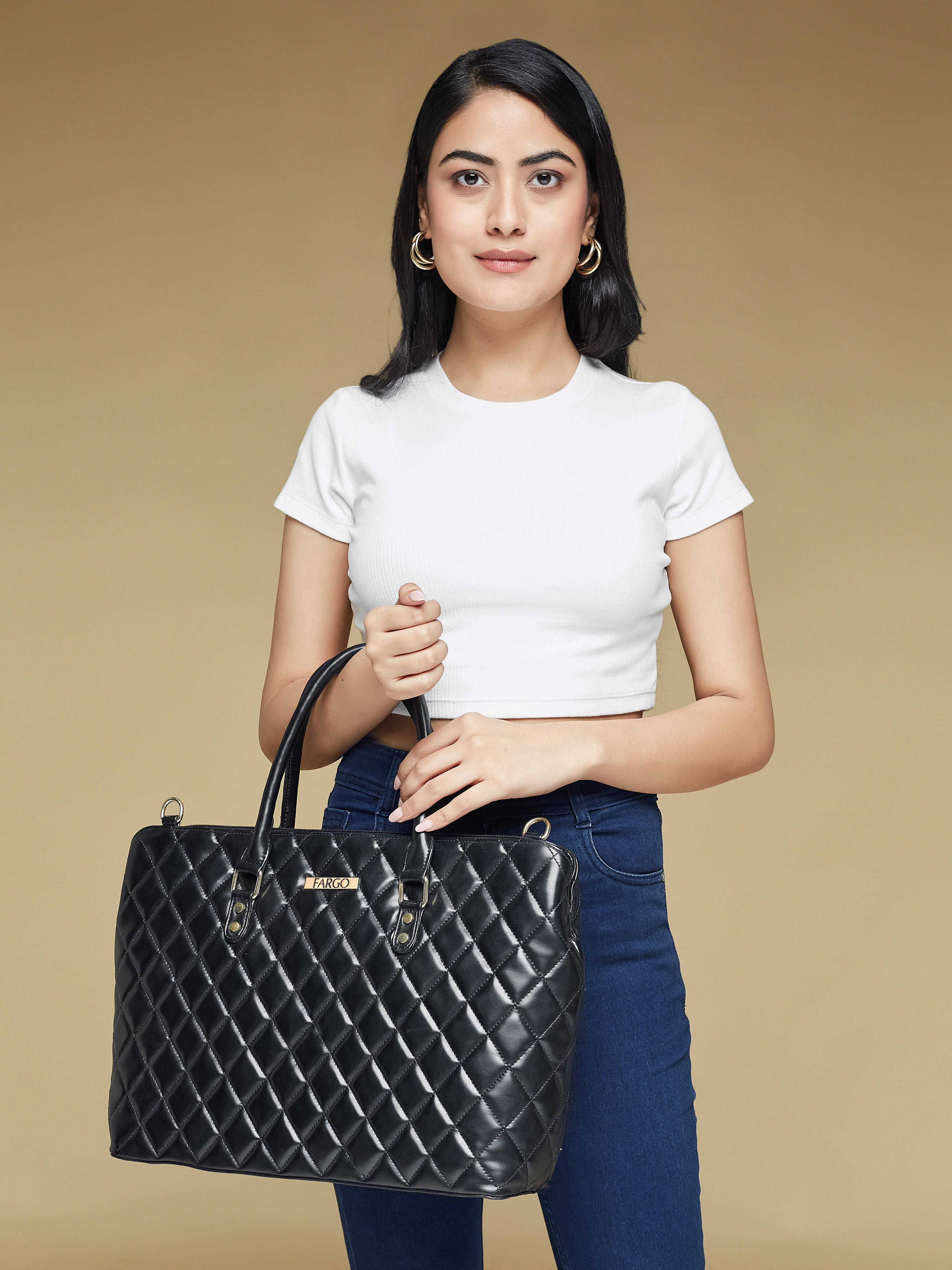     			Fargo Handheld Bag PU Set of 1 ( Black )