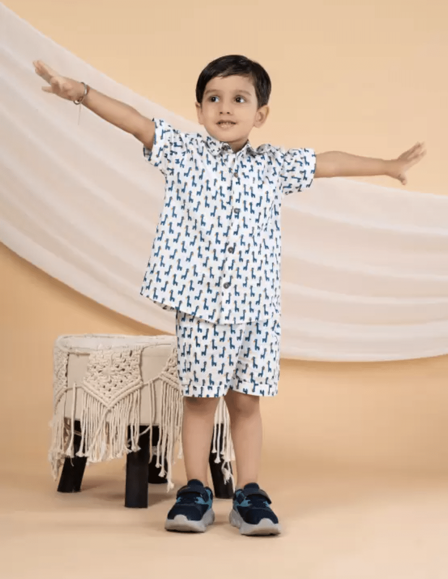     			Formulate clothing Pack of 1 Baby Boys Cotton Shirt & Shorts Set ( White )