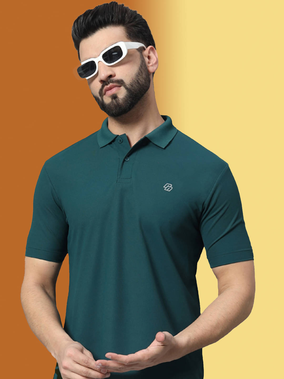 Nuovo Pack of 1 Cotton Blend Regular Fit Solid Half Sleeves Men's Polo T Shirt ( Dark Green ) Nuovo Pack of 1 Cotton Blend Regular Fit Solid Half Sleeves Men's Polo T Shirt ( Dark Green )