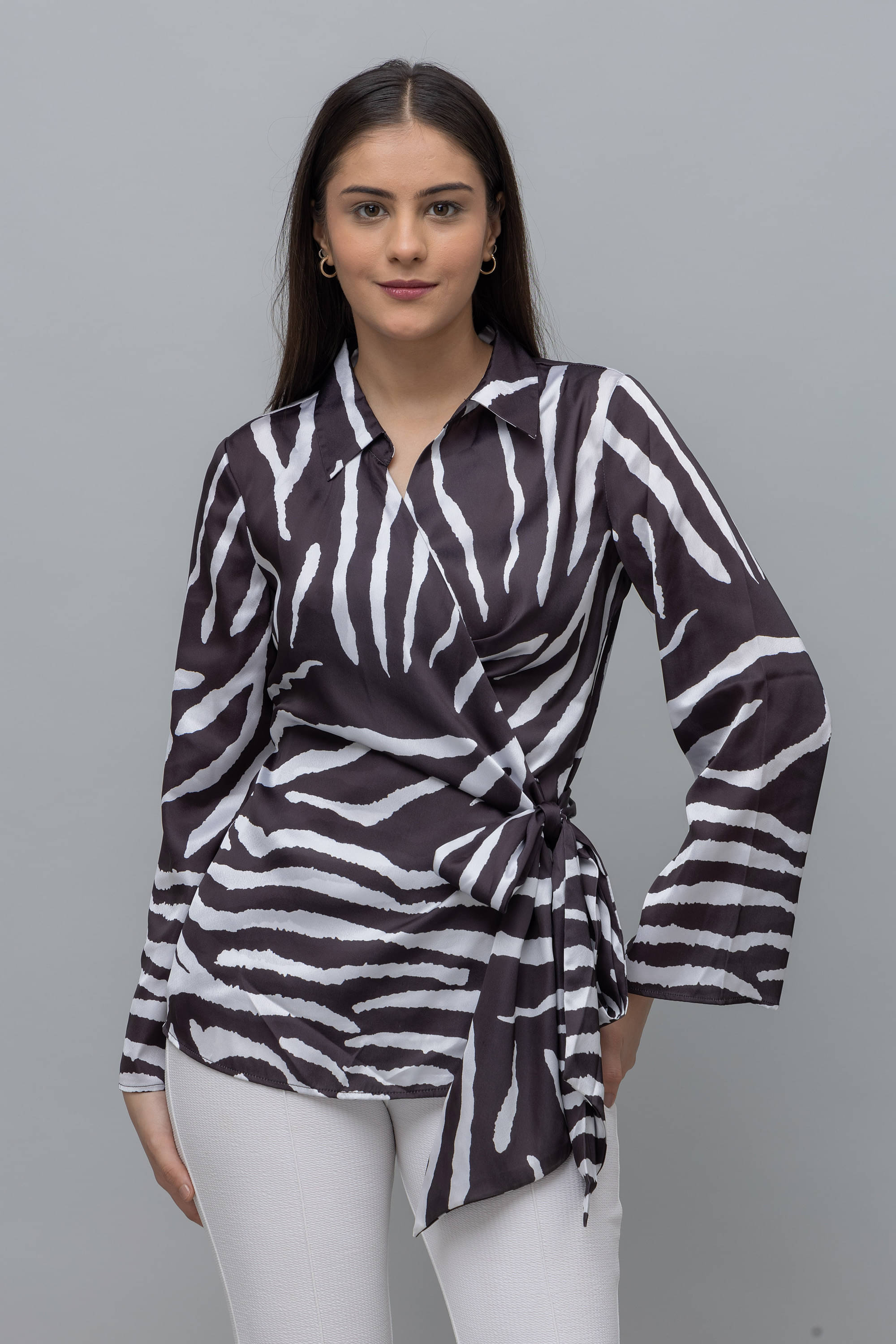 Purys Women's Satin Wrap Top ( Black ) Purys Women's Satin Wrap Top ( Black )