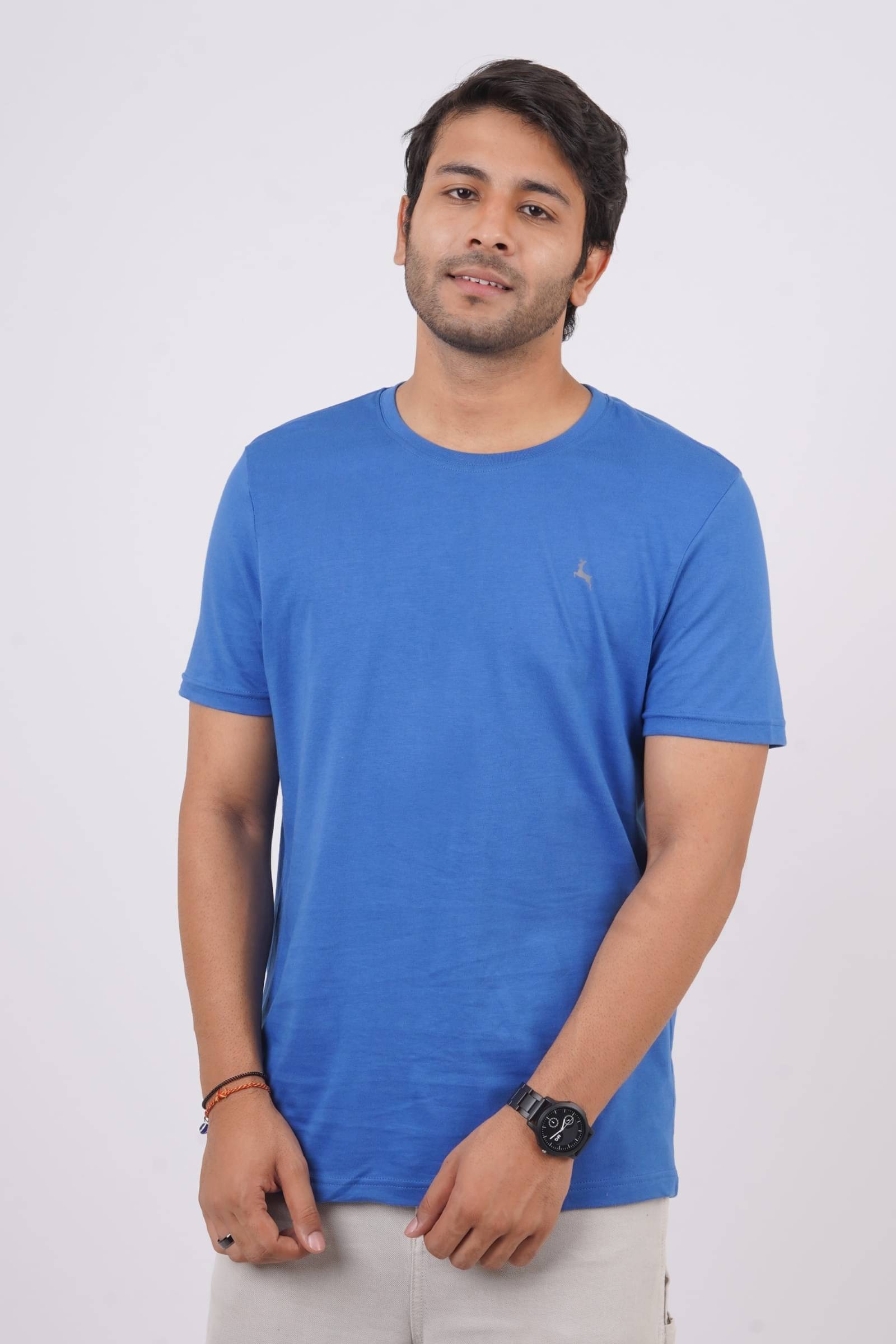 Stalwart Cotton Regular Fit Solid Half Sleeves Men's Round T-Shirt - Blue ( Pack of 1 ) Stalwart Cotton Regular Fit Solid Half Sleeves Men's Round T-Shirt - Blue ( Pack of 1 )