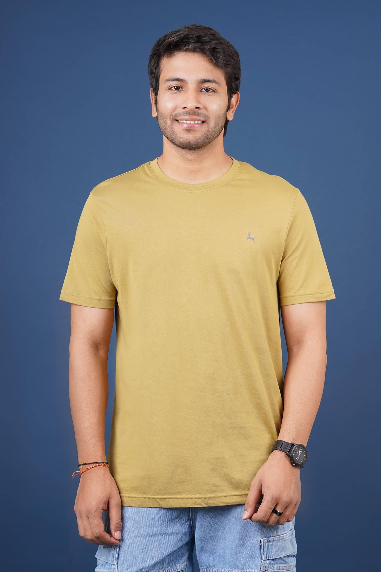 Stalwart Cotton Regular Fit Solid Half Sleeves Men's Round T-Shirt - Yellow ( Pack of 1 ) Stalwart Cotton Regular Fit Solid Half Sleeves Men's Round T-Shirt - Yellow ( Pack of 1 )
