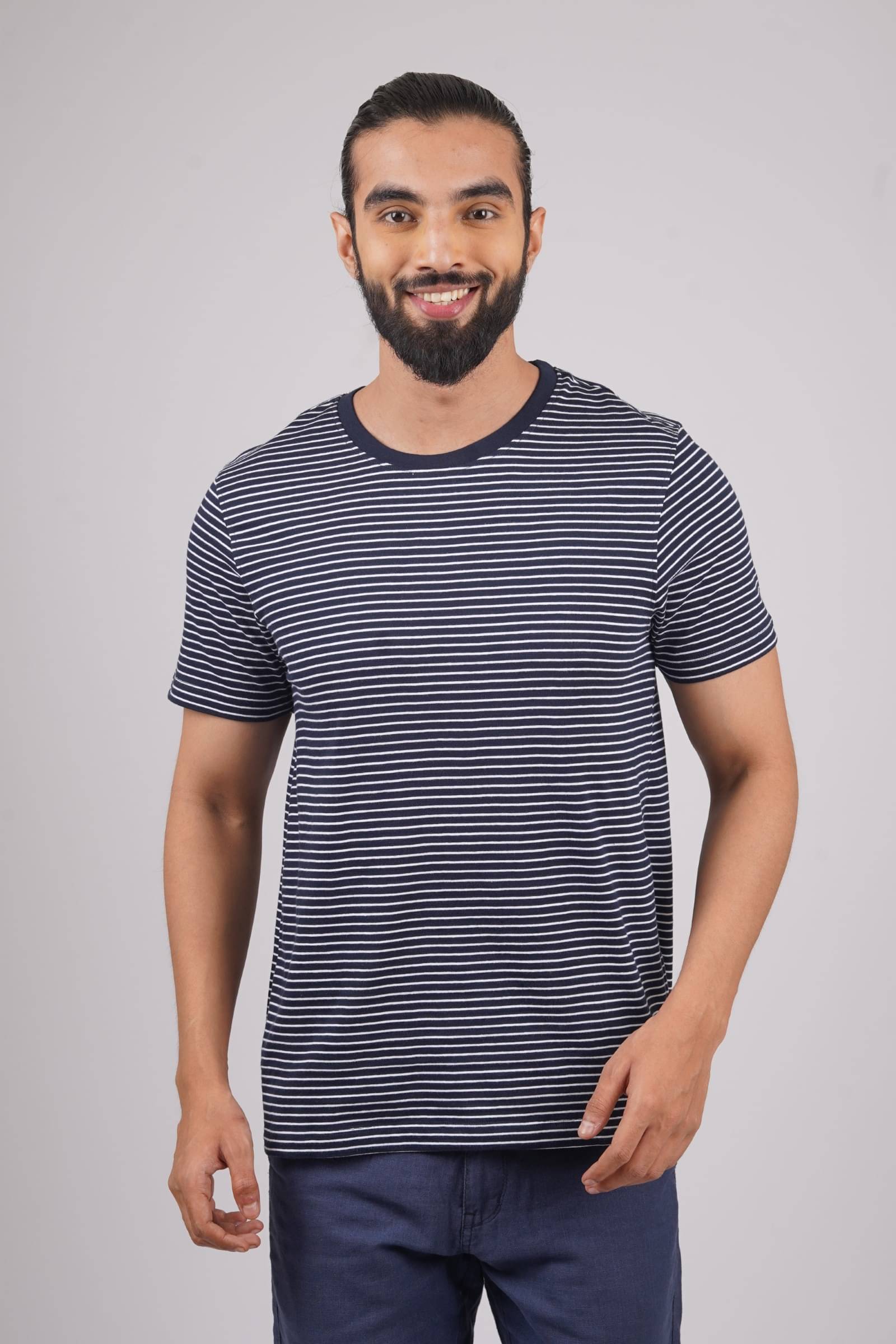     			Stalwart Cotton Regular Fit Striped Half Sleeves Men's Round T-Shirt - Multicolor ( Pack of 1 )