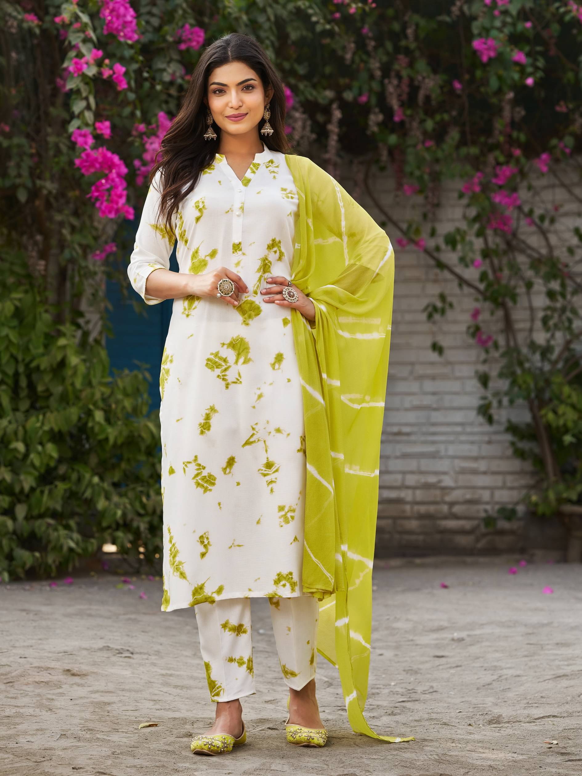 VIBE VISION Viscose Self Design Kurti With Pants Women's Stitched Salwar Suit - White ( Pack of 1 ) VIBE VISION Viscose Self Design Kurti With Pants Women's Stitched Salwar Suit - White ( Pack of 1 )