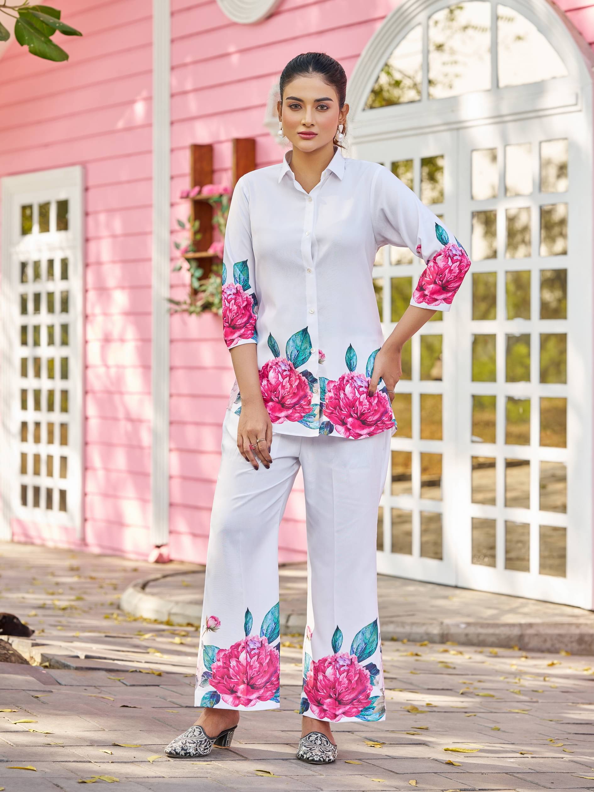     			VIBE VISION Women Printed Shirt With Trousers Co-Ord Set ( White )