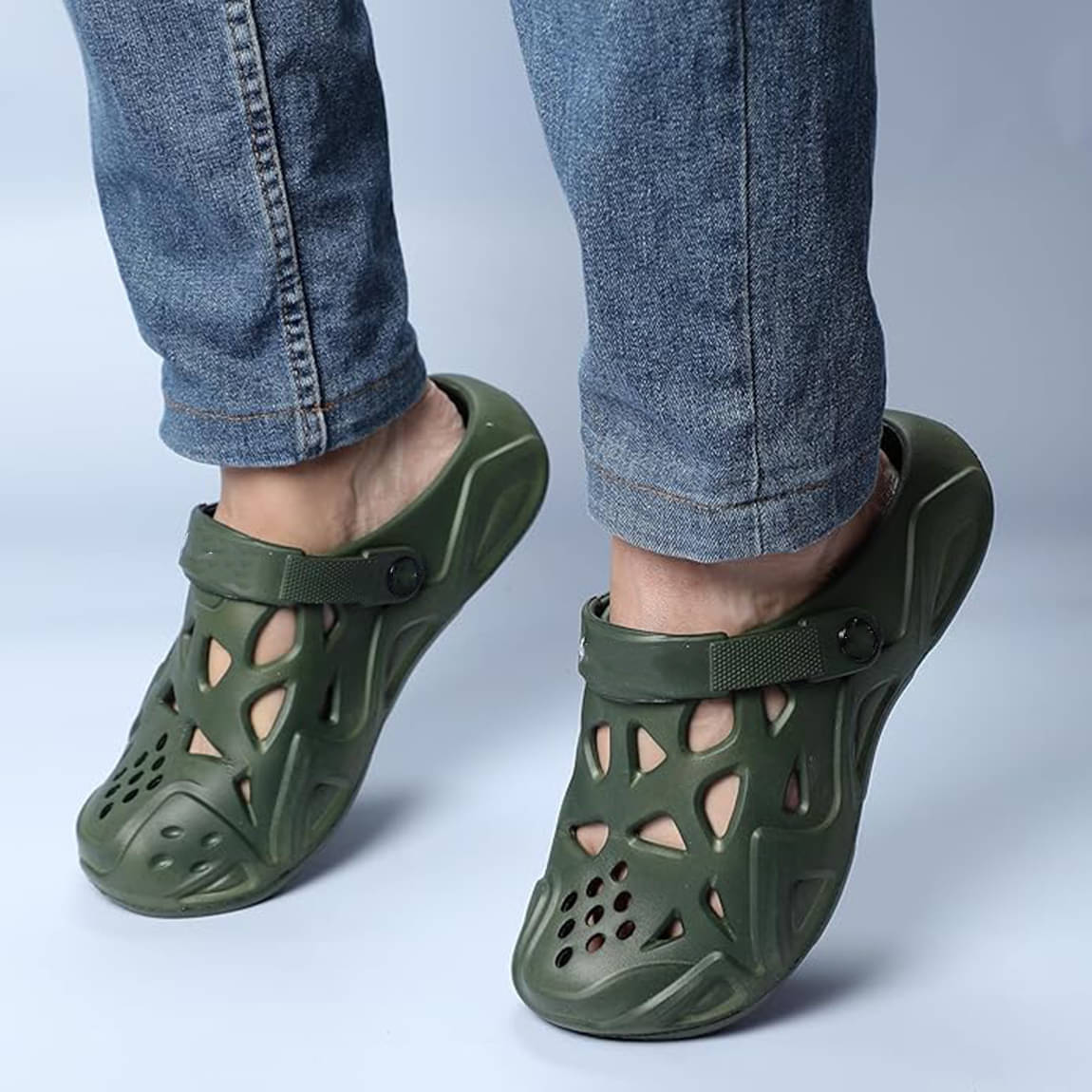     			Secritas - Green Men's Clogs
