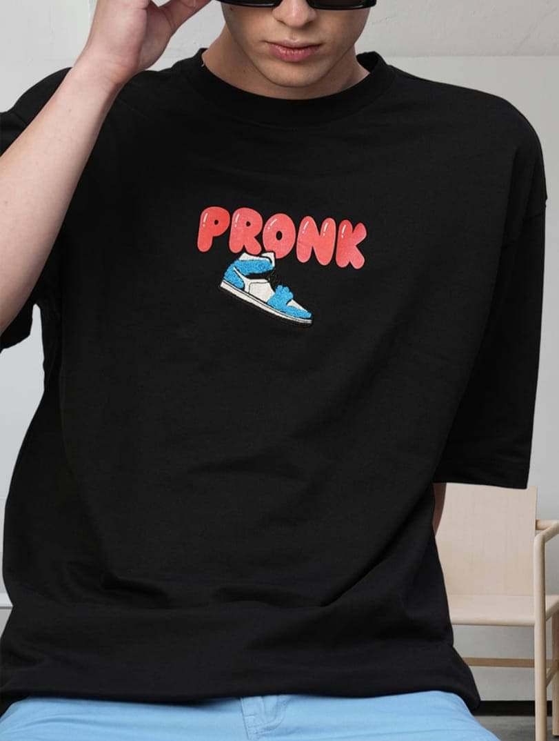 Leo Perky - Fashion with joy Cotton Blend Oversized Fit Printed Half Sleeves Men's Round T-Shirt - Black ( Pack of 1 ) Leo Perky - Fashion with joy Cotton Blend Oversized Fit Printed Half Sleeves Men's Round T-Shirt - Black ( Pack of 1 )