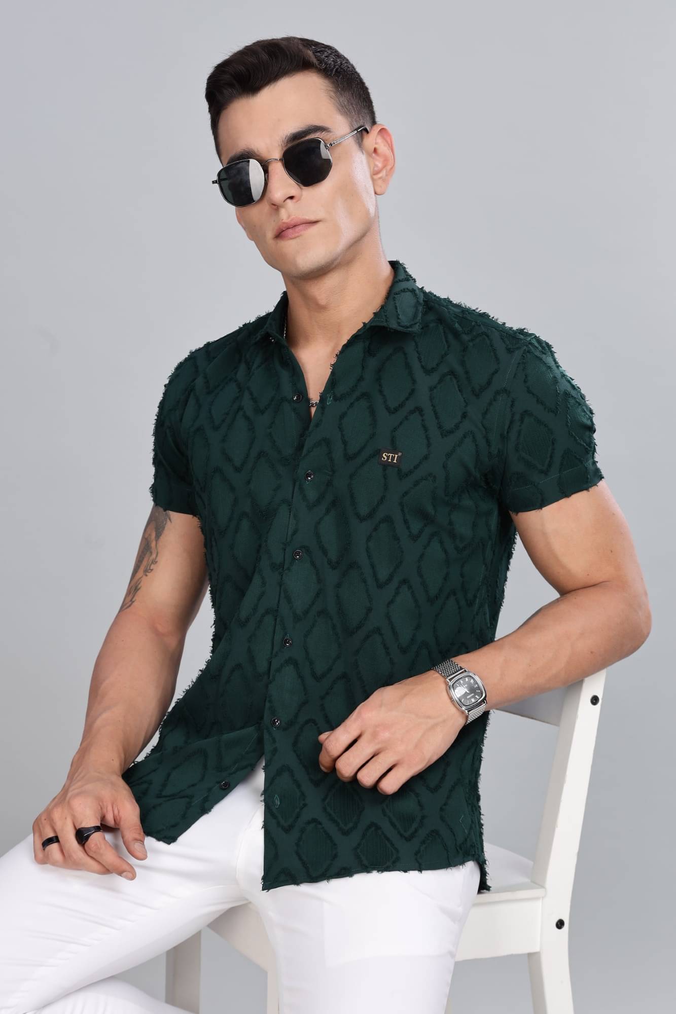     			STI Viscose Regular Fit Self Design Half Sleeves Men's Casual Shirt - Green ( Pack of 1 )