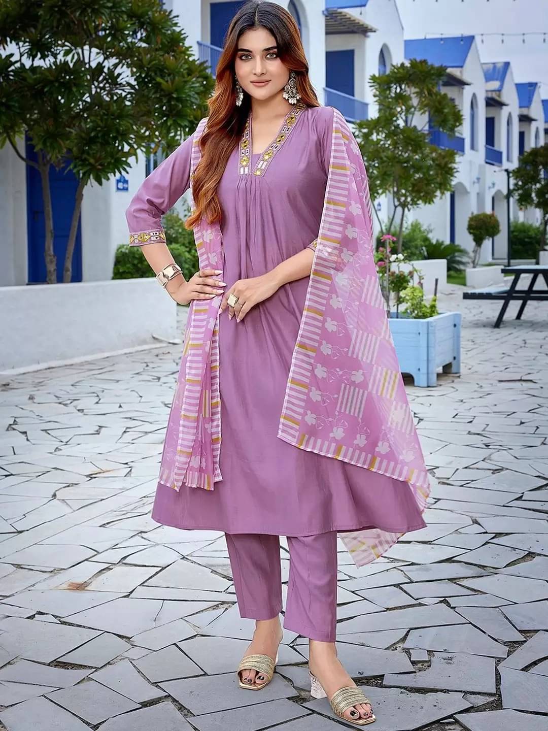 YAGNIK FASHION Rayon Printed Kurti With Pants Women's Stitched Salwar Suit - Lavendar ( Pack of 1 ) YAGNIK FASHION Rayon Printed Kurti With Pants Women's Stitched Salwar Suit - Lavendar ( Pack of 1 )